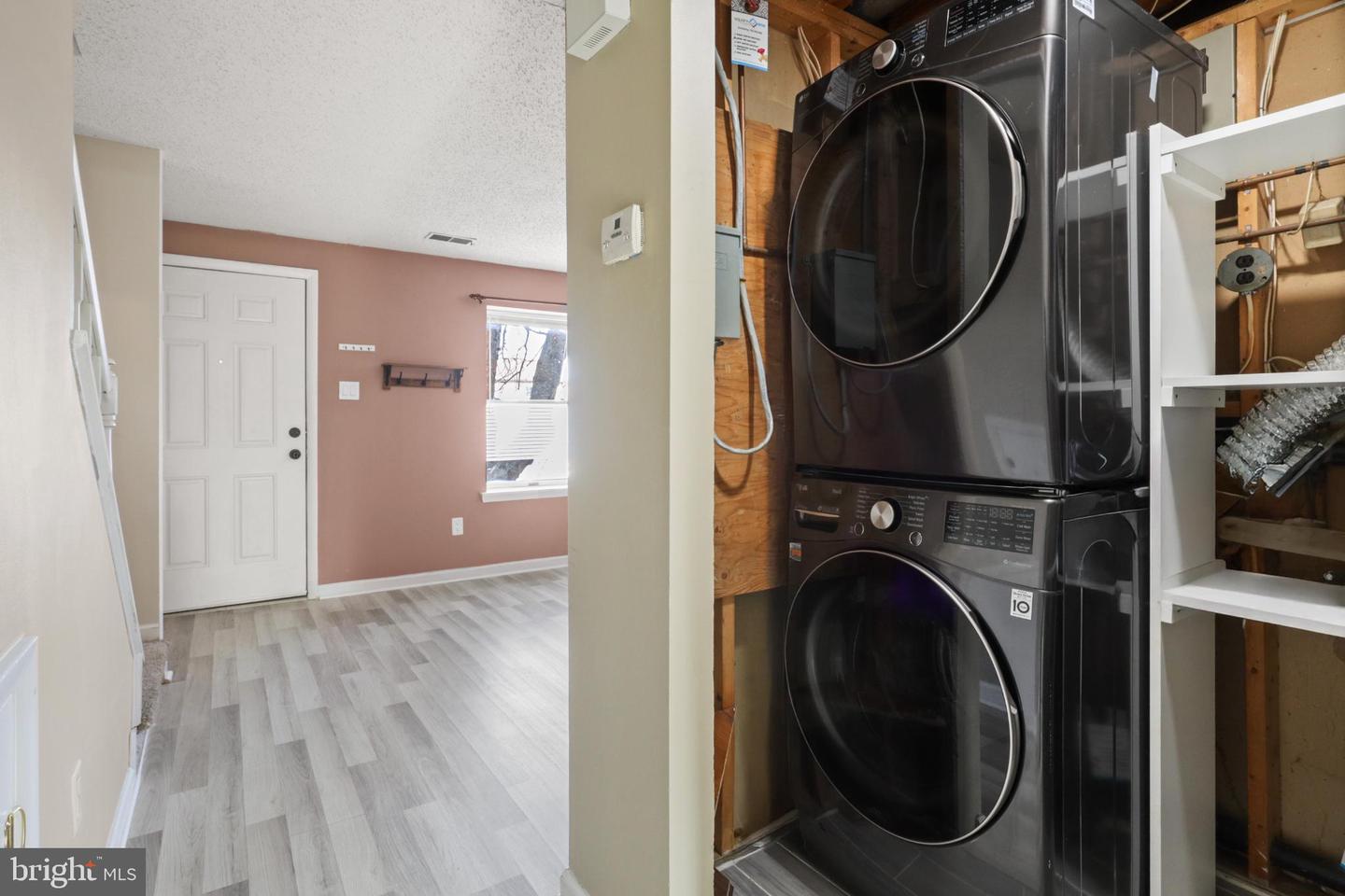 13505 GETTY LN, WOODBRIDGE, Virginia 22192, 3 Bedrooms Bedrooms, 11 Rooms Rooms,1 BathroomBathrooms,Residential,For sale,13505 GETTY LN,VAPW2112482 MLS # VAPW2112482