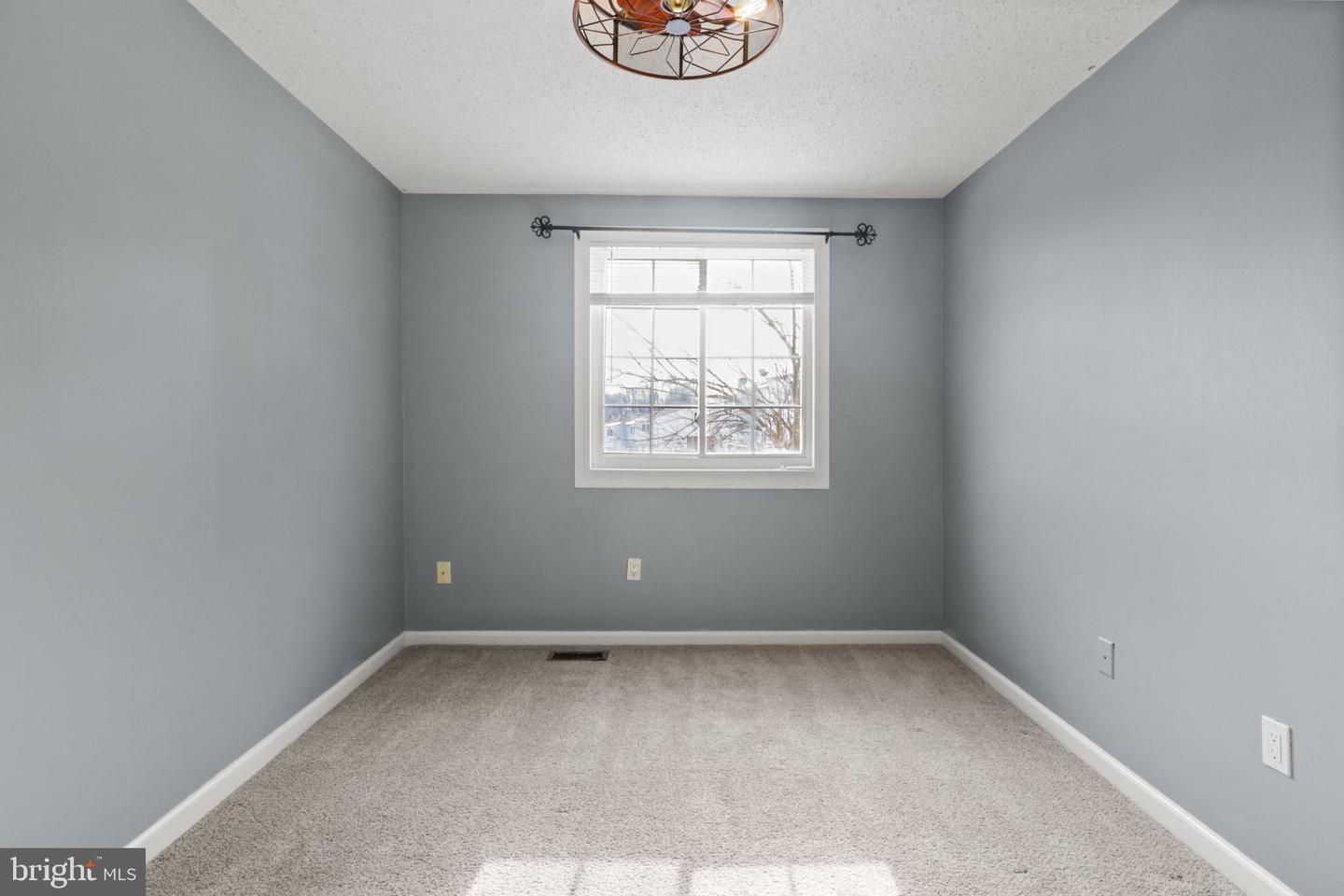 13505 GETTY LN, WOODBRIDGE, Virginia 22192, 3 Bedrooms Bedrooms, 11 Rooms Rooms,1 BathroomBathrooms,Residential,For sale,13505 GETTY LN,VAPW2112482 MLS # VAPW2112482