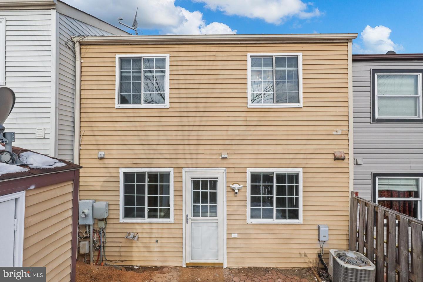 13505 GETTY LN, WOODBRIDGE, Virginia 22192, 3 Bedrooms Bedrooms, 11 Rooms Rooms,1 BathroomBathrooms,Residential,For sale,13505 GETTY LN,VAPW2112482 MLS # VAPW2112482