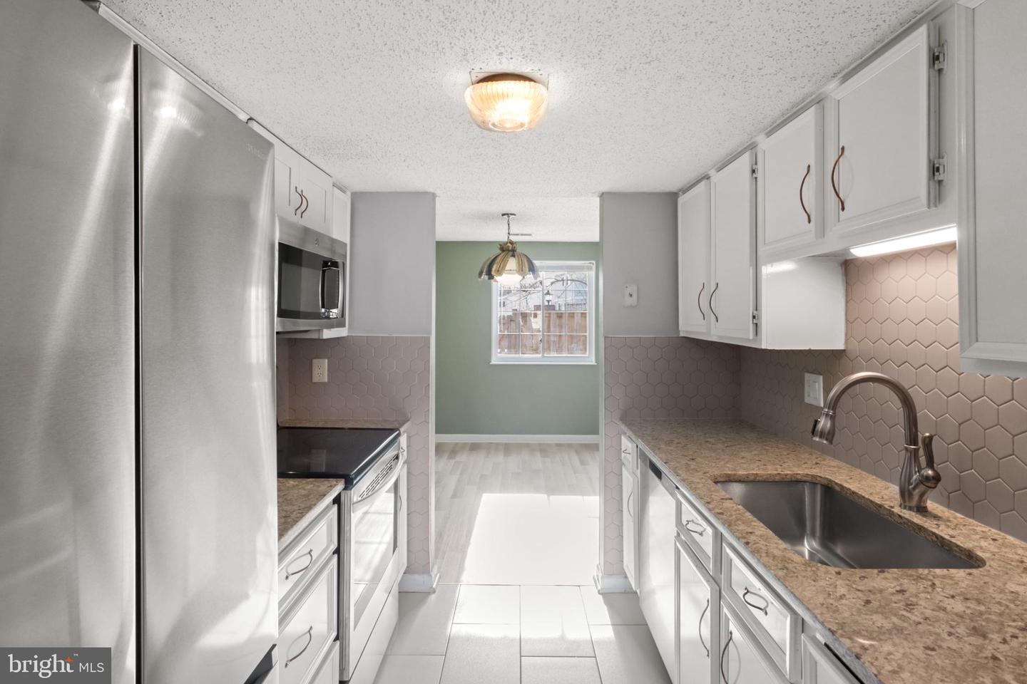 13505 GETTY LN, WOODBRIDGE, Virginia 22192, 3 Bedrooms Bedrooms, 11 Rooms Rooms,1 BathroomBathrooms,Residential,For sale,13505 GETTY LN,VAPW2112482 MLS # VAPW2112482