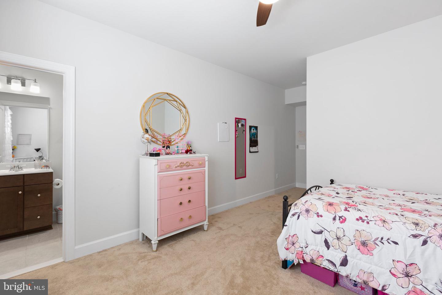 512 CRAB APPLE DR, STAFFORD, Virginia 22554, 5 Bedrooms Bedrooms, ,4 BathroomsBathrooms,Residential,For sale,512 CRAB APPLE DR,VAST2046172 MLS # VAST2046172