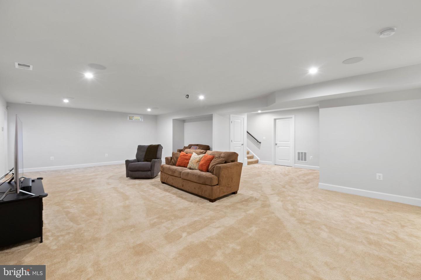 512 CRAB APPLE DR, STAFFORD, Virginia 22554, 5 Bedrooms Bedrooms, ,4 BathroomsBathrooms,Residential,For sale,512 CRAB APPLE DR,VAST2046172 MLS # VAST2046172