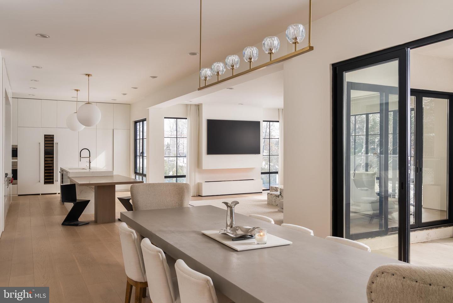 6621 HAYCOCK RD, FALLS CHURCH, Virginia 22043, 6 Bedrooms Bedrooms, ,6 BathroomsBathrooms,Residential,For sale,6621 HAYCOCK RD,VAFX2291174 MLS # VAFX2291174