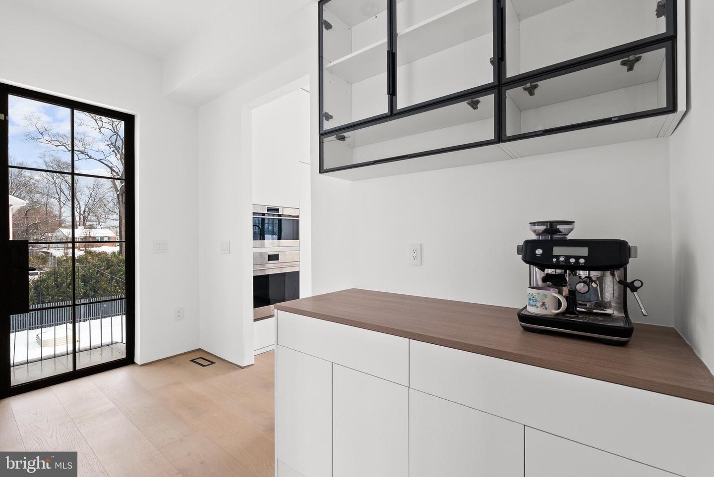 6621 HAYCOCK RD, FALLS CHURCH, Virginia 22043, 6 Bedrooms Bedrooms, ,6 BathroomsBathrooms,Residential,For sale,6621 HAYCOCK RD,VAFX2291174 MLS # VAFX2291174