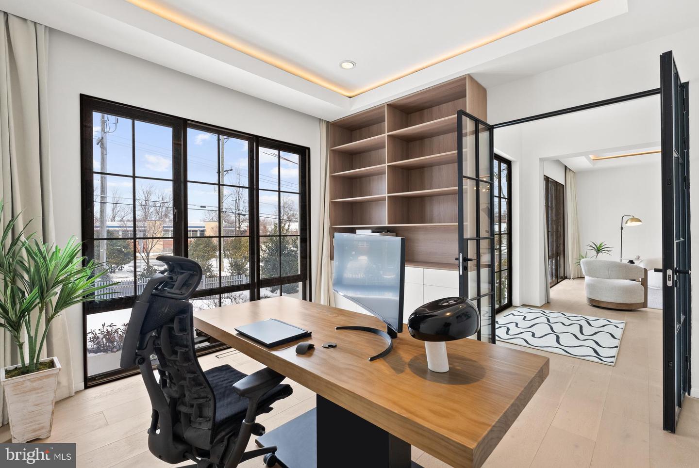 6621 HAYCOCK RD, FALLS CHURCH, Virginia 22043, 6 Bedrooms Bedrooms, ,6 BathroomsBathrooms,Residential,For sale,6621 HAYCOCK RD,VAFX2291174 MLS # VAFX2291174