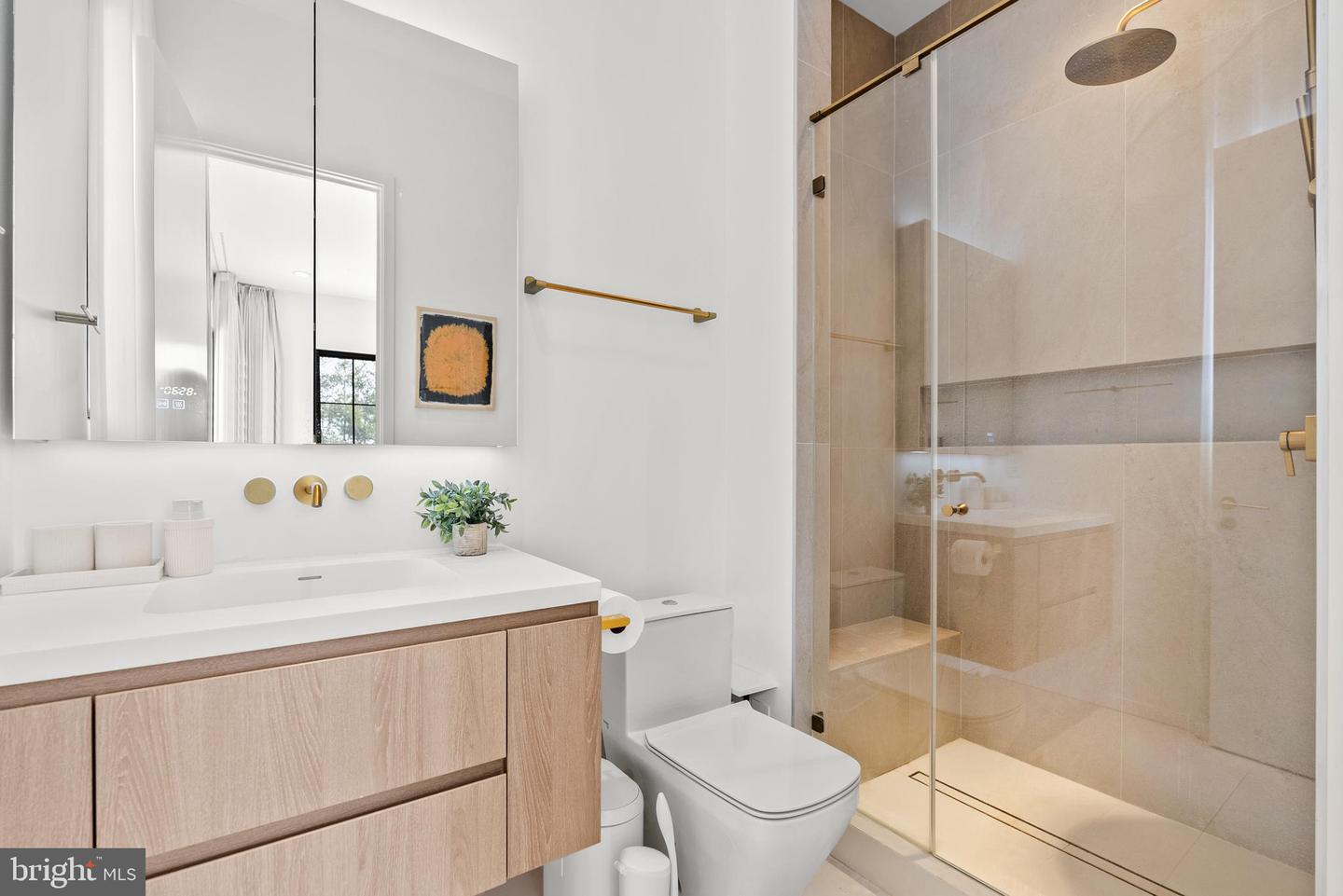 6621 HAYCOCK RD, FALLS CHURCH, Virginia 22043, 6 Bedrooms Bedrooms, ,6 BathroomsBathrooms,Residential,For sale,6621 HAYCOCK RD,VAFX2291174 MLS # VAFX2291174