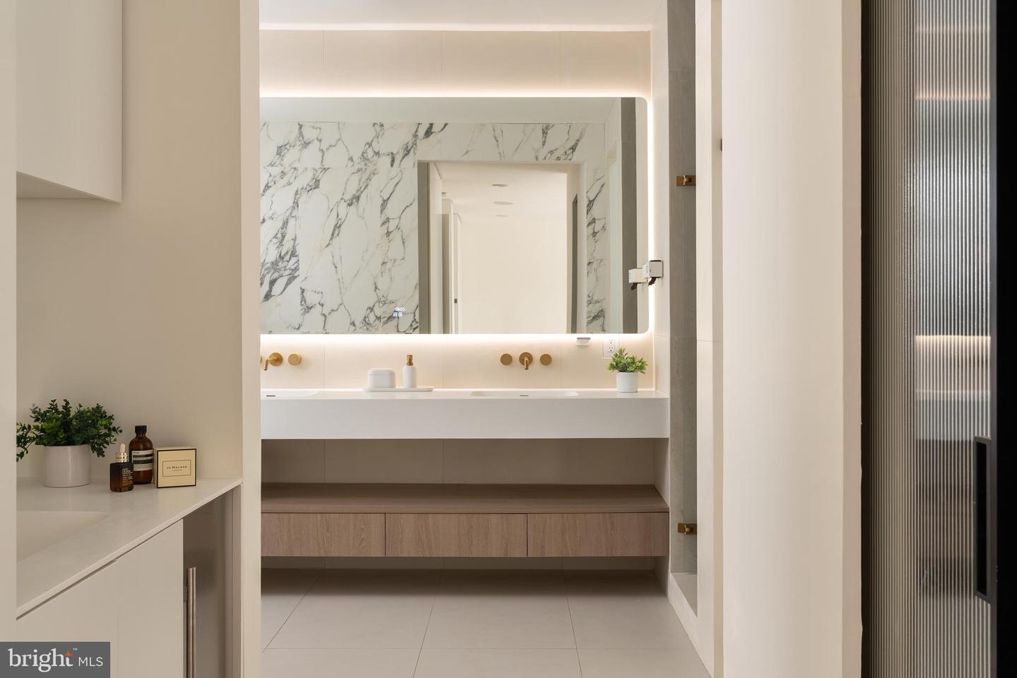 6621 HAYCOCK RD, FALLS CHURCH, Virginia 22043, 6 Bedrooms Bedrooms, ,6 BathroomsBathrooms,Residential,For sale,6621 HAYCOCK RD,VAFX2291174 MLS # VAFX2291174