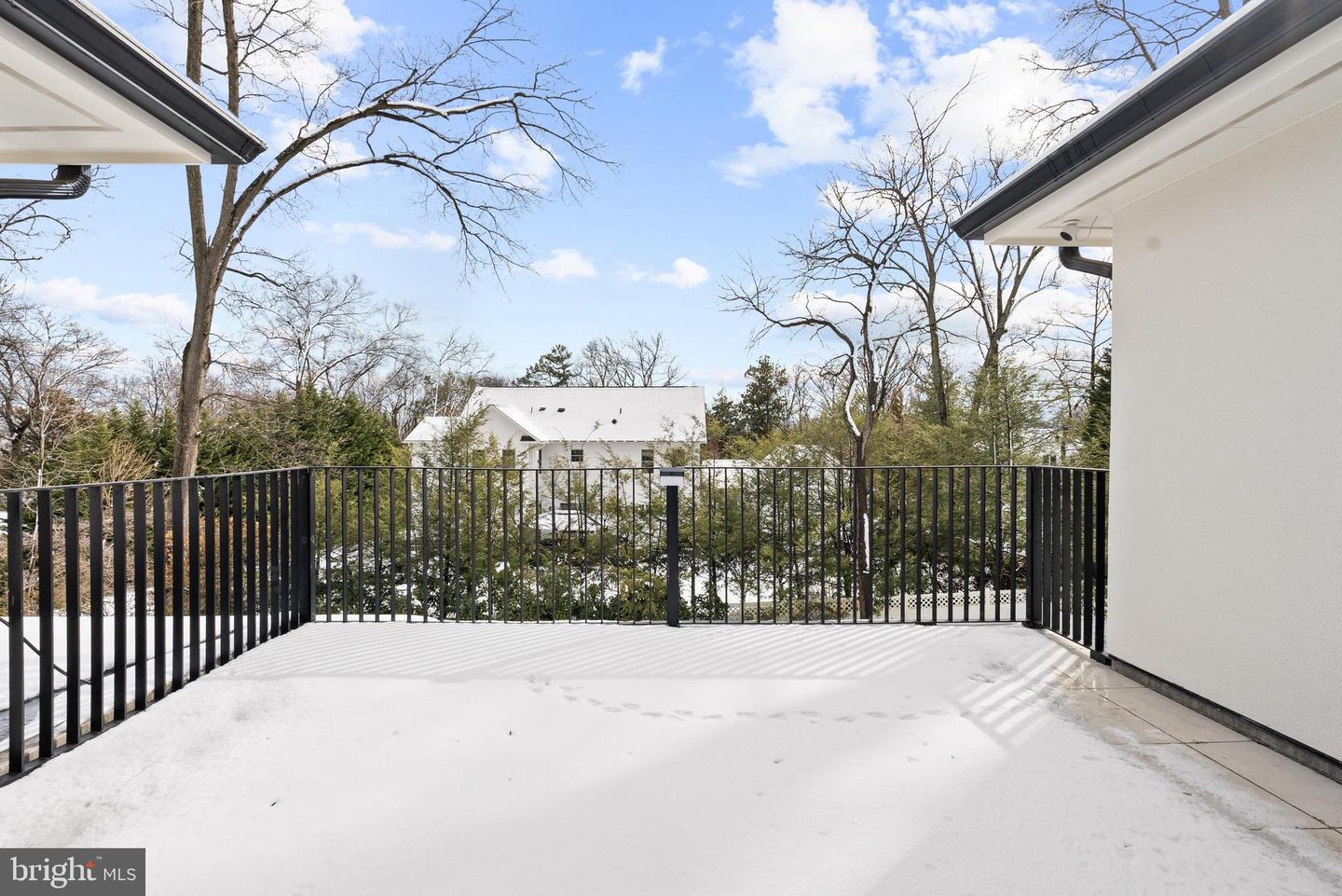 6621 HAYCOCK RD, FALLS CHURCH, Virginia 22043, 6 Bedrooms Bedrooms, ,6 BathroomsBathrooms,Residential,For sale,6621 HAYCOCK RD,VAFX2291174 MLS # VAFX2291174