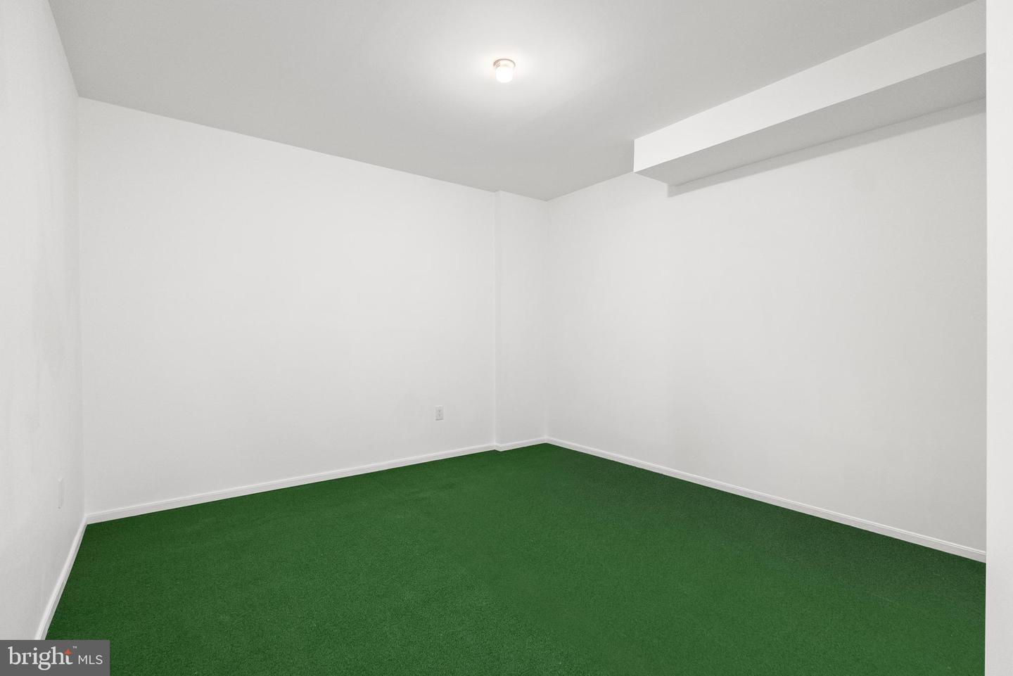 6621 HAYCOCK RD, FALLS CHURCH, Virginia 22043, 6 Bedrooms Bedrooms, ,6 BathroomsBathrooms,Residential,For sale,6621 HAYCOCK RD,VAFX2291174 MLS # VAFX2291174