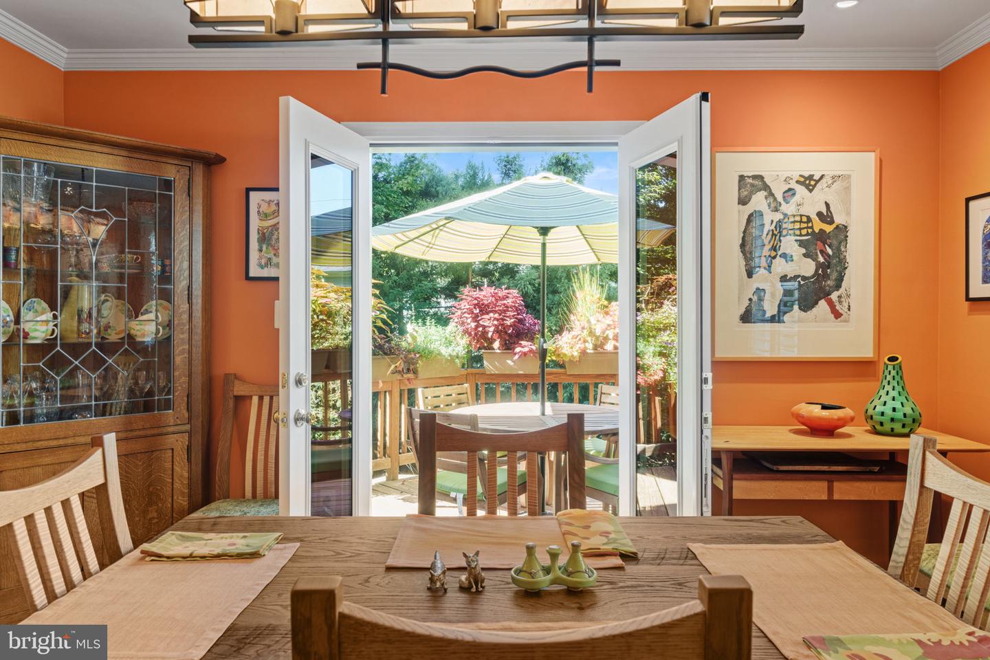 1148 N INGLEWOOD ST, ARLINGTON, Virginia 22205, 3 Bedrooms Bedrooms, ,2 BathroomsBathrooms,Residential,For sale,1148 N INGLEWOOD ST,VAAR2068928 MLS # VAAR2068928