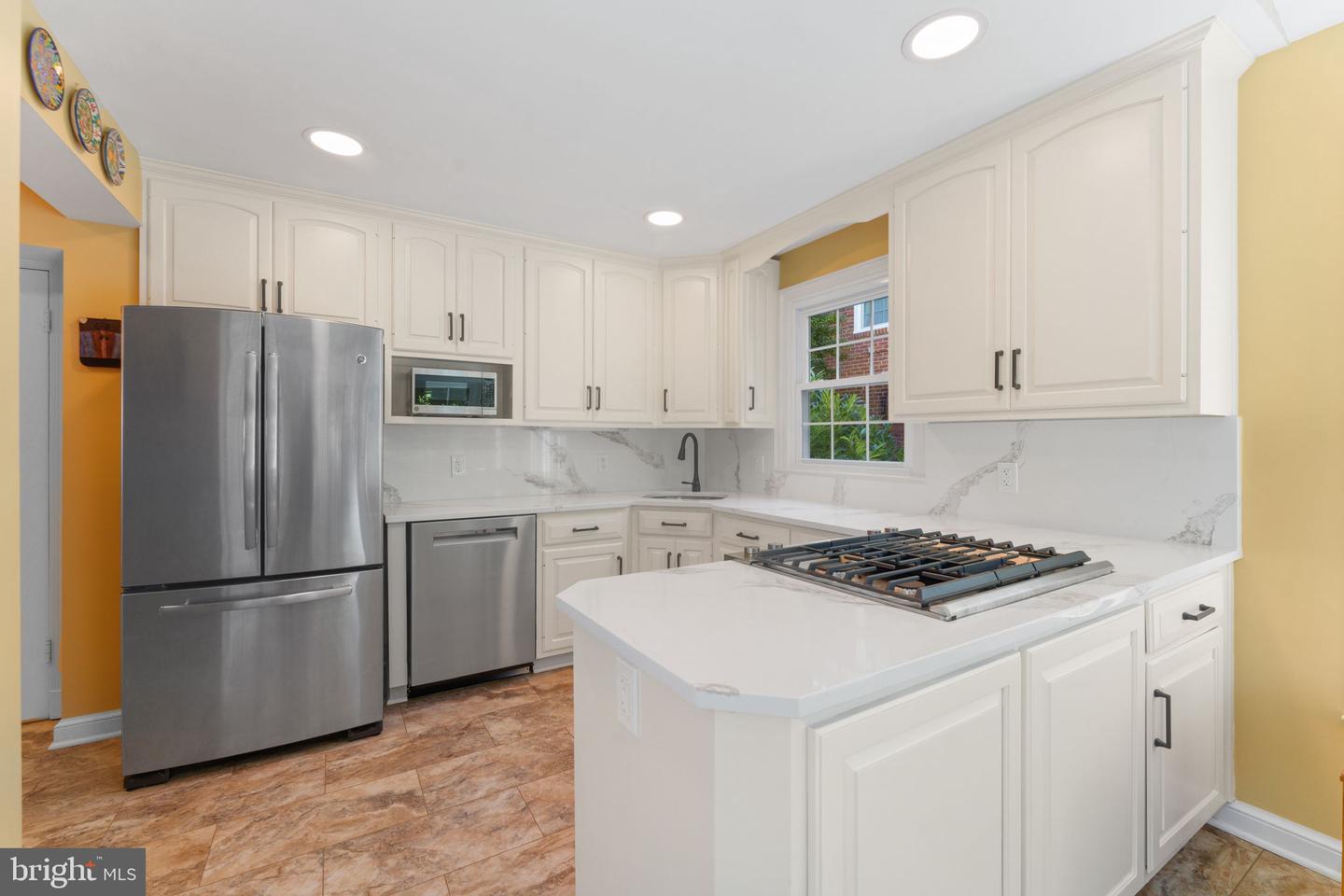 1148 N INGLEWOOD ST, ARLINGTON, Virginia 22205, 3 Bedrooms Bedrooms, ,2 BathroomsBathrooms,Residential,For sale,1148 N INGLEWOOD ST,VAAR2068928 MLS # VAAR2068928