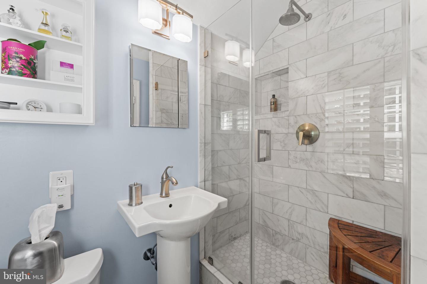 1148 N INGLEWOOD ST, ARLINGTON, Virginia 22205, 3 Bedrooms Bedrooms, ,2 BathroomsBathrooms,Residential,For sale,1148 N INGLEWOOD ST,VAAR2068928 MLS # VAAR2068928