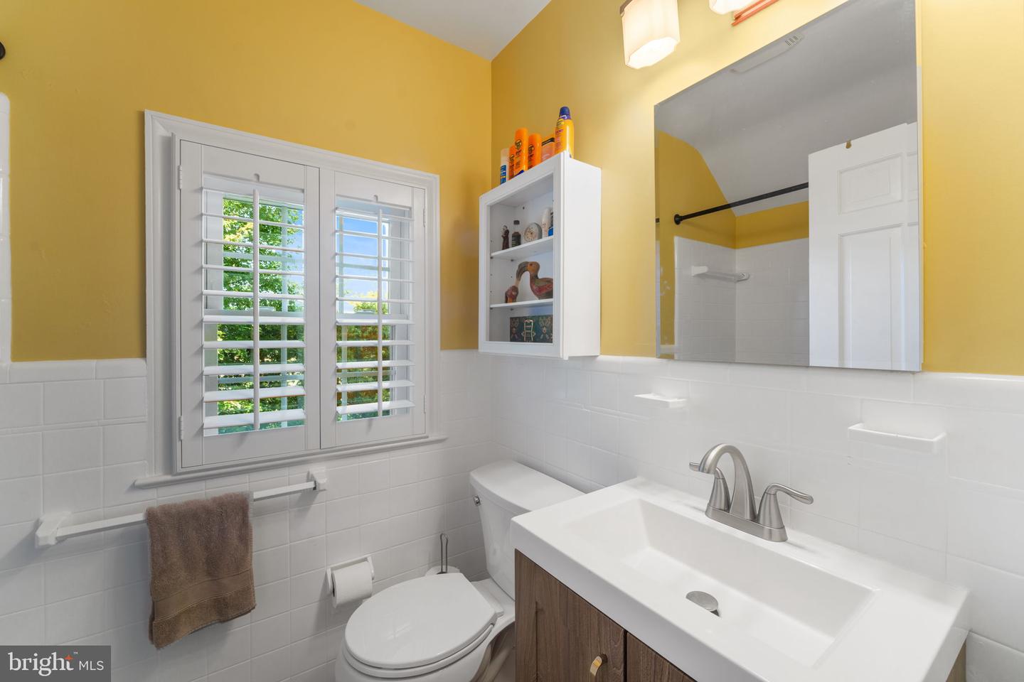 1148 N INGLEWOOD ST, ARLINGTON, Virginia 22205, 3 Bedrooms Bedrooms, ,2 BathroomsBathrooms,Residential,For sale,1148 N INGLEWOOD ST,VAAR2068928 MLS # VAAR2068928