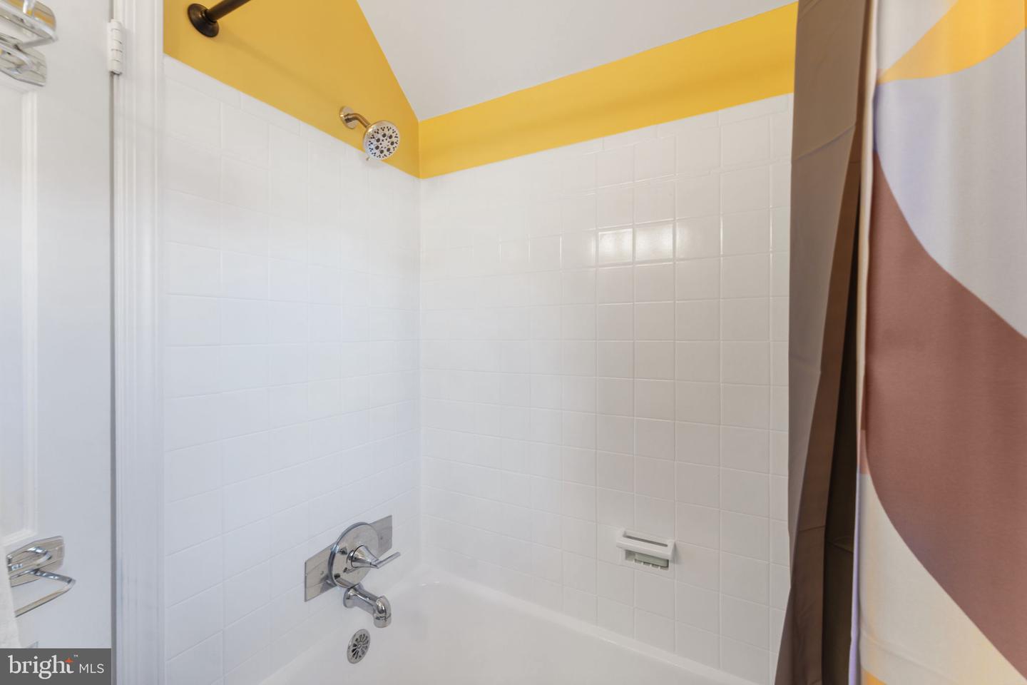 1148 N INGLEWOOD ST, ARLINGTON, Virginia 22205, 3 Bedrooms Bedrooms, ,2 BathroomsBathrooms,Residential,For sale,1148 N INGLEWOOD ST,VAAR2068928 MLS # VAAR2068928