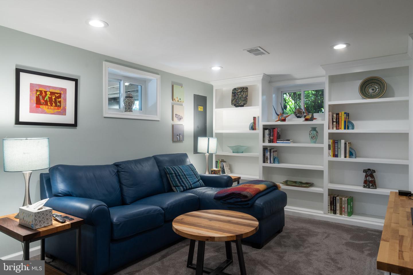 1148 N INGLEWOOD ST, ARLINGTON, Virginia 22205, 3 Bedrooms Bedrooms, ,2 BathroomsBathrooms,Residential,For sale,1148 N INGLEWOOD ST,VAAR2068928 MLS # VAAR2068928