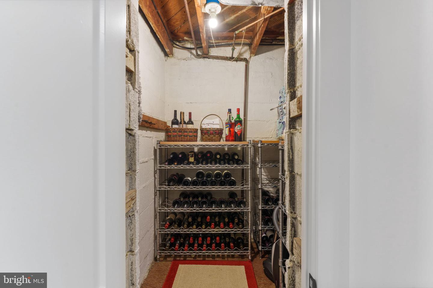 1148 N INGLEWOOD ST, ARLINGTON, Virginia 22205, 3 Bedrooms Bedrooms, ,2 BathroomsBathrooms,Residential,For sale,1148 N INGLEWOOD ST,VAAR2068928 MLS # VAAR2068928