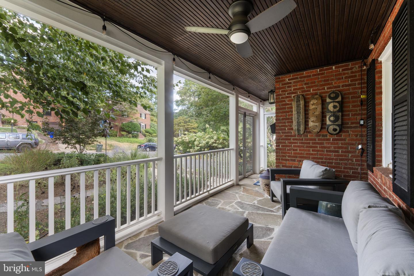 1148 N INGLEWOOD ST, ARLINGTON, Virginia 22205, 3 Bedrooms Bedrooms, ,2 BathroomsBathrooms,Residential,For sale,1148 N INGLEWOOD ST,VAAR2068928 MLS # VAAR2068928