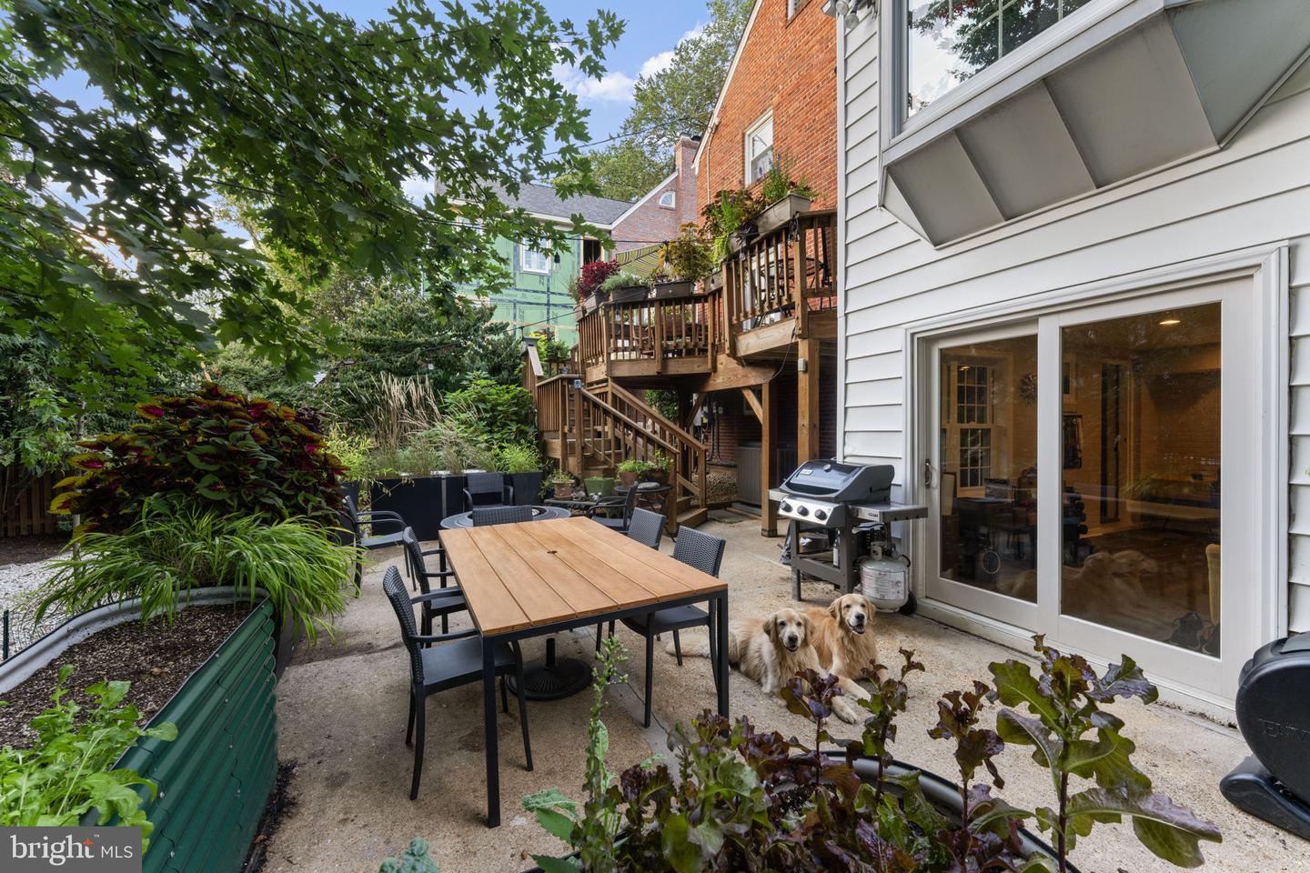 1148 N INGLEWOOD ST, ARLINGTON, Virginia 22205, 3 Bedrooms Bedrooms, ,2 BathroomsBathrooms,Residential,For sale,1148 N INGLEWOOD ST,VAAR2068928 MLS # VAAR2068928