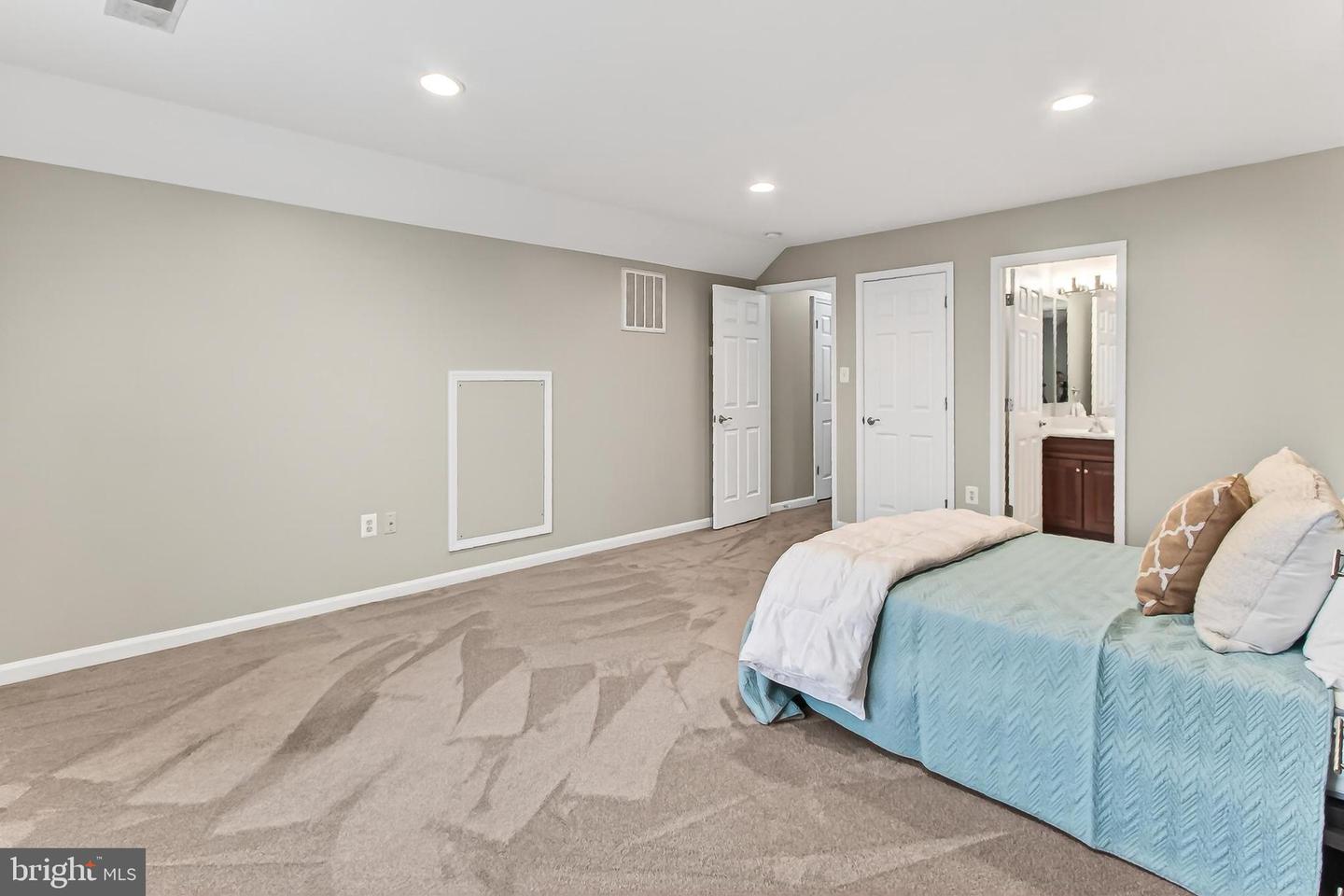 42594 GOOD HOPE LN, BRAMBLETON, Virginia 20148, 6 Bedrooms Bedrooms, ,4 BathroomsBathrooms,Residential,For sale,42594 GOOD HOPE LN,VALO2115958 MLS # VALO2115958