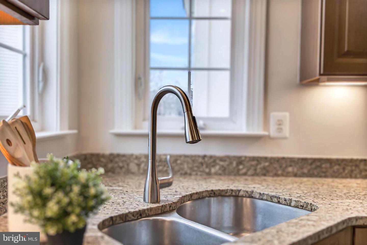 42594 GOOD HOPE LN, BRAMBLETON, Virginia 20148, 6 Bedrooms Bedrooms, ,4 BathroomsBathrooms,Residential,For sale,42594 GOOD HOPE LN,VALO2115958 MLS # VALO2115958