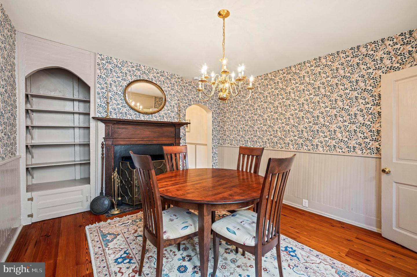 416 S FAIRFAX ST S, ALEXANDRIA, Virginia 22314, 2 Bedrooms Bedrooms, ,1 BathroomBathrooms,Residential,For sale,416 S FAIRFAX ST S,VAAX2054218 MLS # VAAX2054218