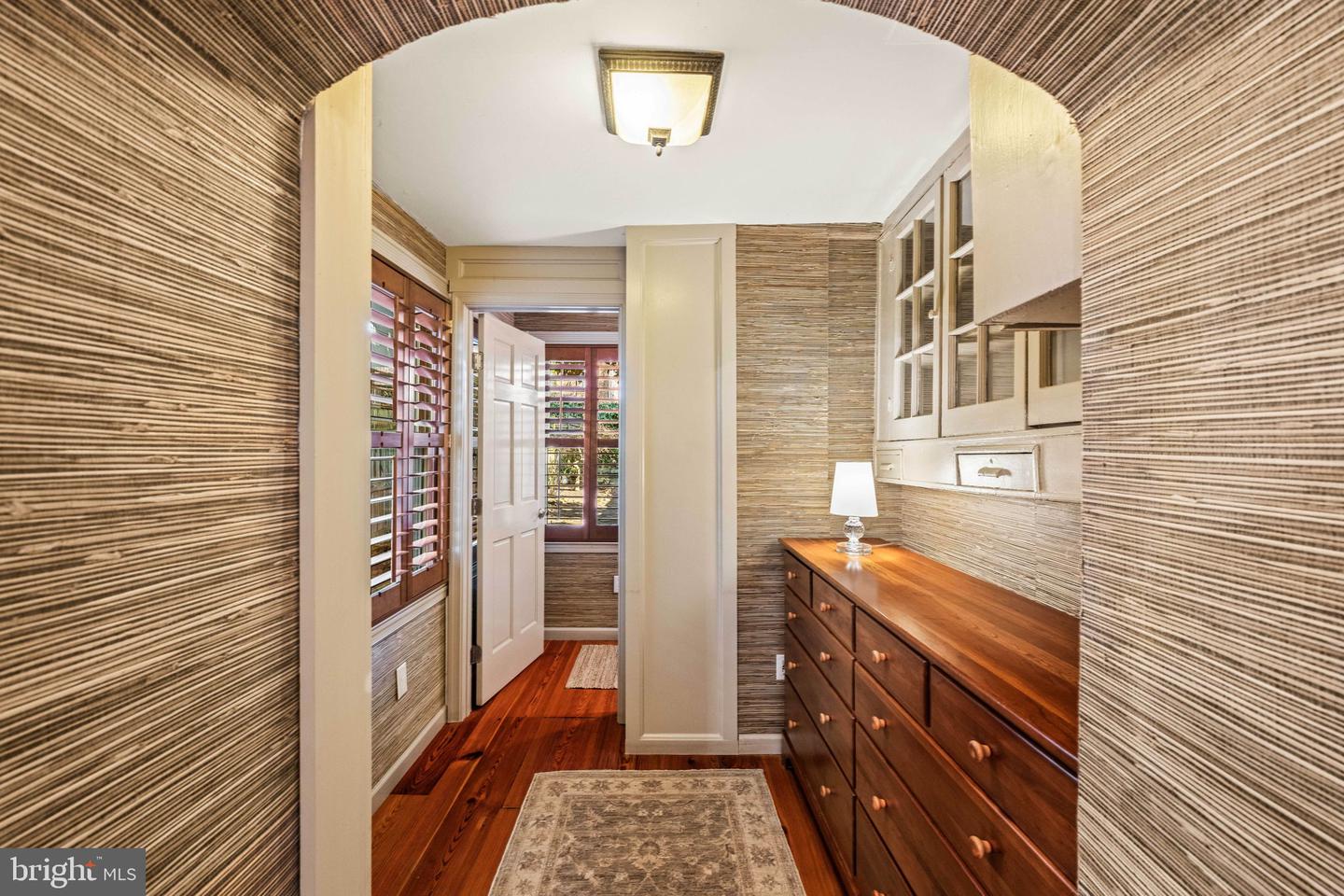 416 S FAIRFAX ST S, ALEXANDRIA, Virginia 22314, 2 Bedrooms Bedrooms, ,1 BathroomBathrooms,Residential,For sale,416 S FAIRFAX ST S,VAAX2054218 MLS # VAAX2054218