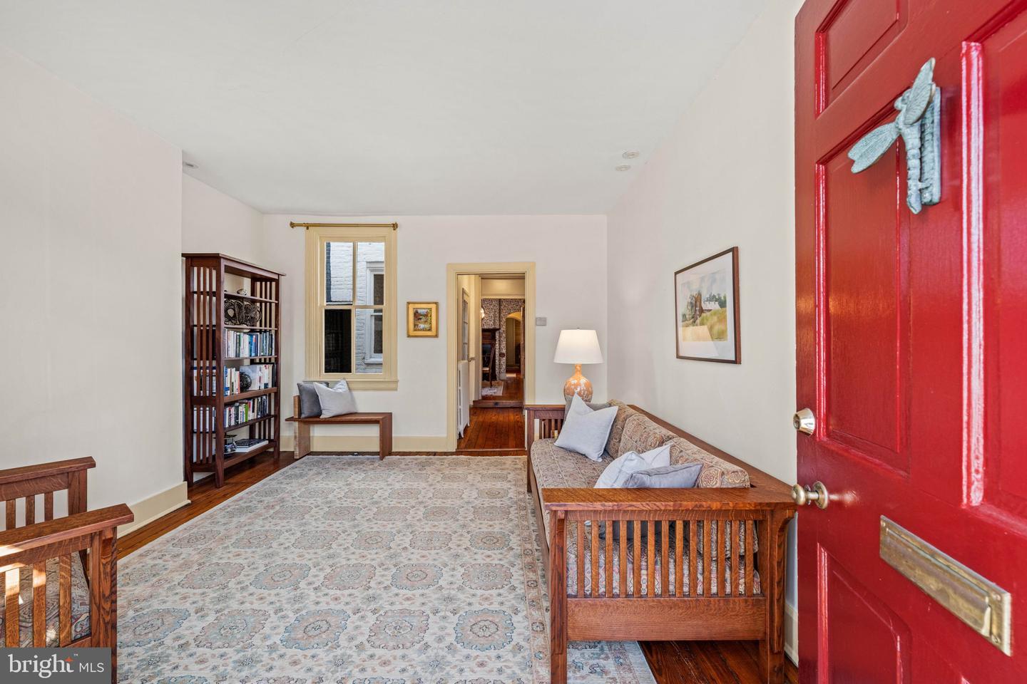 416 S FAIRFAX ST S, ALEXANDRIA, Virginia 22314, 2 Bedrooms Bedrooms, ,1 BathroomBathrooms,Residential,For sale,416 S FAIRFAX ST S,VAAX2054218 MLS # VAAX2054218