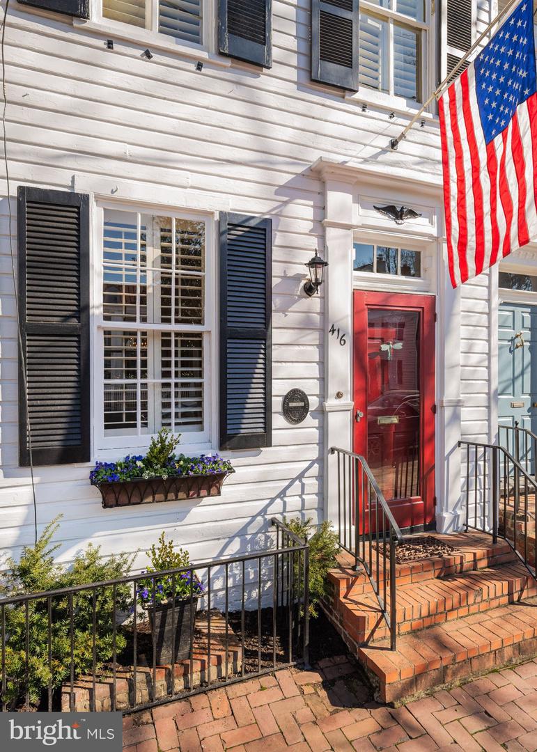 416 S FAIRFAX ST S, ALEXANDRIA, Virginia 22314, 2 Bedrooms Bedrooms, ,1 BathroomBathrooms,Residential,For sale,416 S FAIRFAX ST S,VAAX2054218 MLS # VAAX2054218
