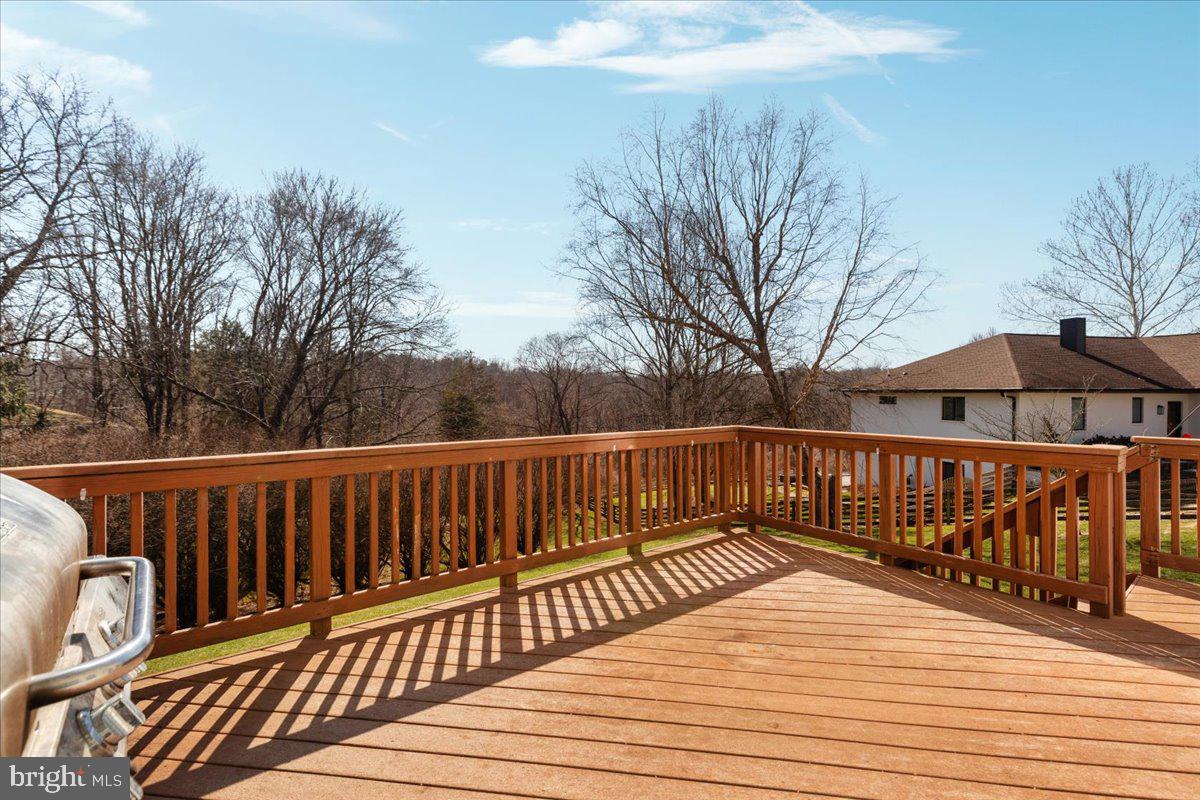 1607 SERENO CT, VIENNA, Virginia 22182, 4 Bedrooms Bedrooms, ,3 BathroomsBathrooms,Residential,For sale,1607 SERENO CT,VAFX2291270 MLS # VAFX2291270