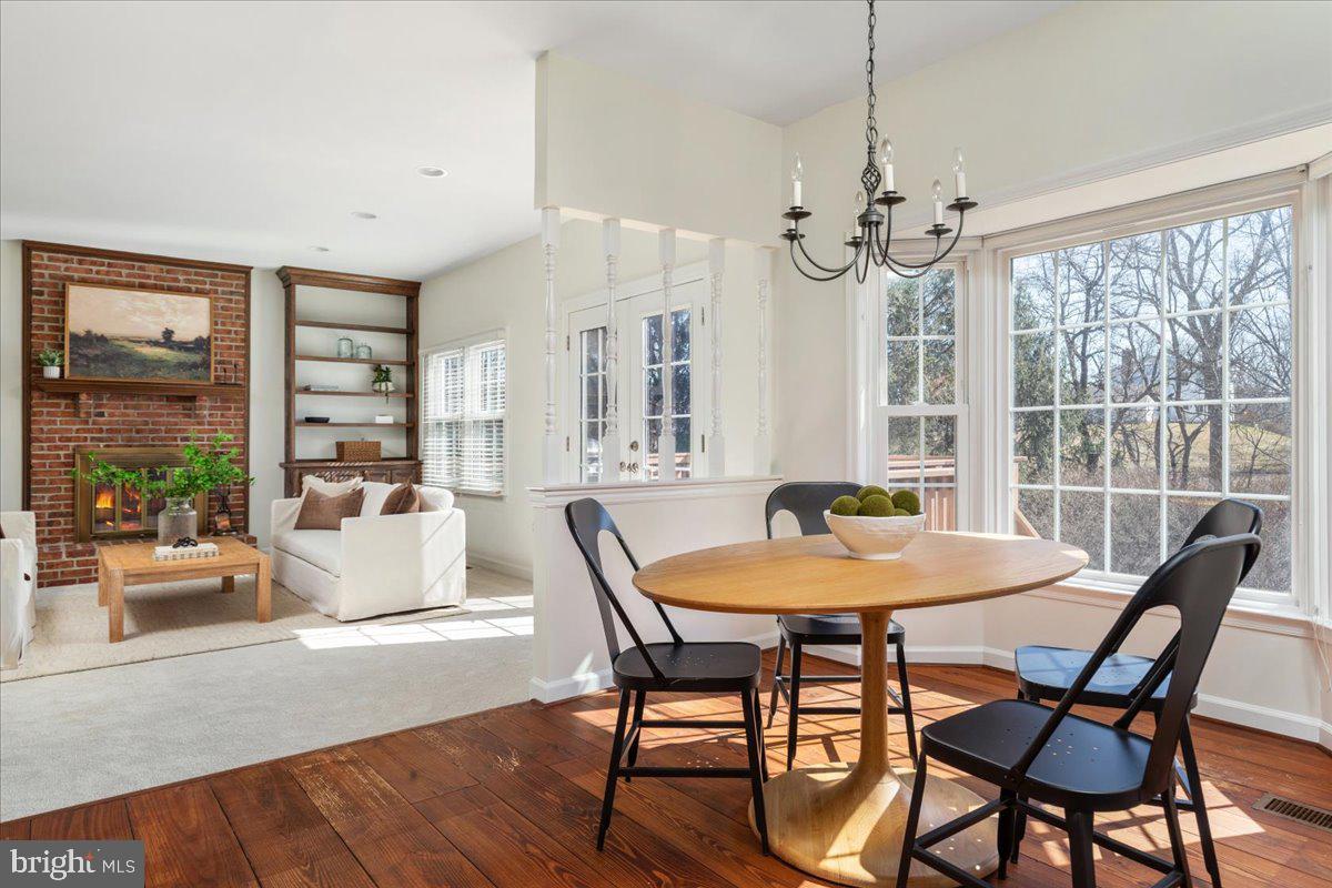 1607 SERENO CT, VIENNA, Virginia 22182, 4 Bedrooms Bedrooms, ,3 BathroomsBathrooms,Residential,For sale,1607 SERENO CT,VAFX2291270 MLS # VAFX2291270