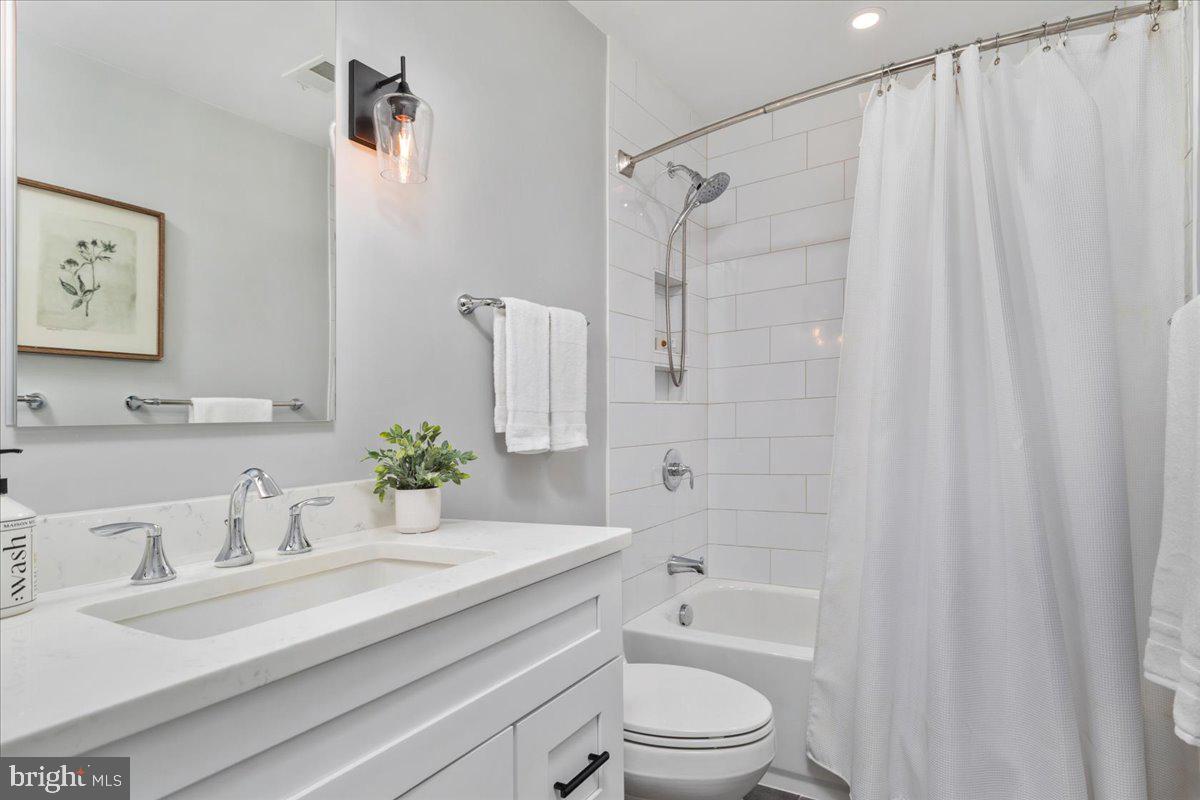 1607 SERENO CT, VIENNA, Virginia 22182, 4 Bedrooms Bedrooms, ,3 BathroomsBathrooms,Residential,For sale,1607 SERENO CT,VAFX2291270 MLS # VAFX2291270