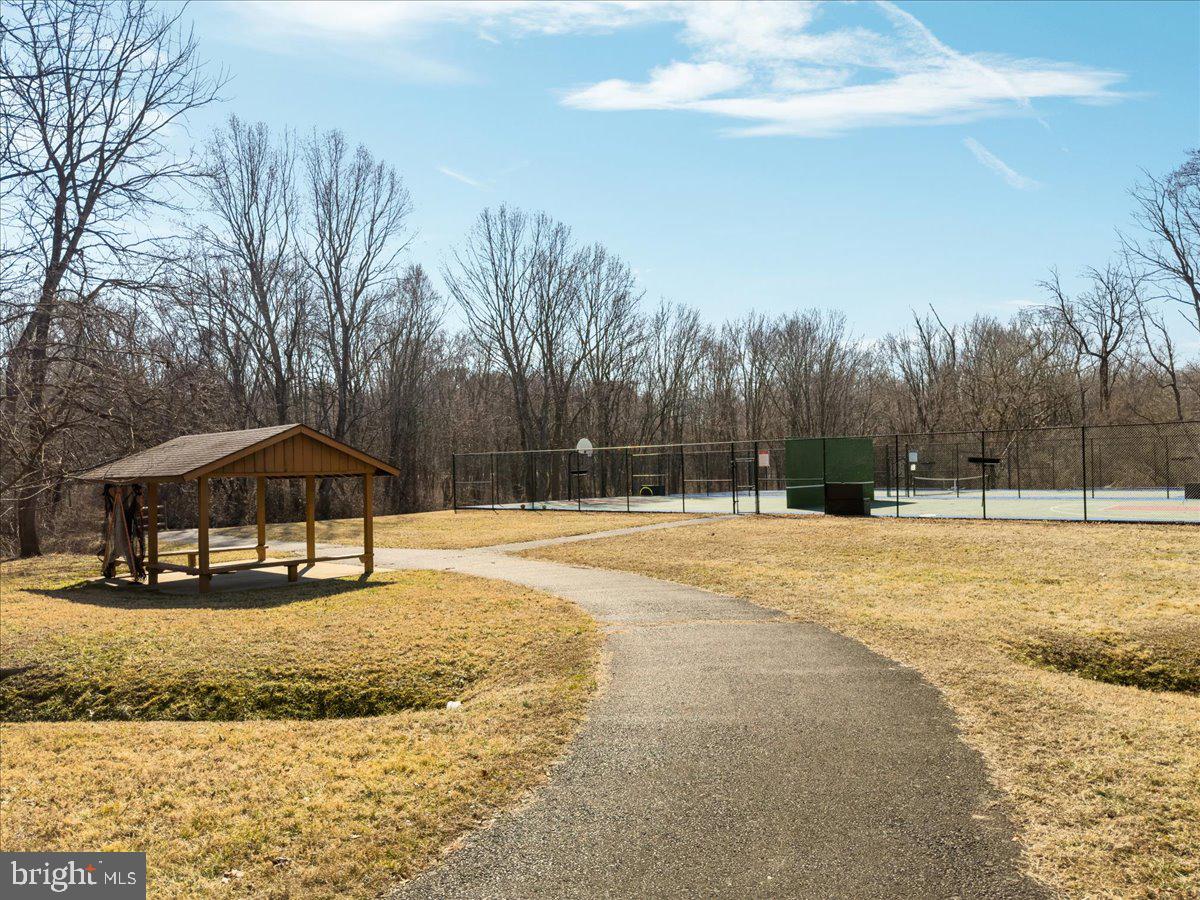 1607 SERENO CT, VIENNA, Virginia 22182, 4 Bedrooms Bedrooms, ,3 BathroomsBathrooms,Residential,For sale,1607 SERENO CT,VAFX2291270 MLS # VAFX2291270