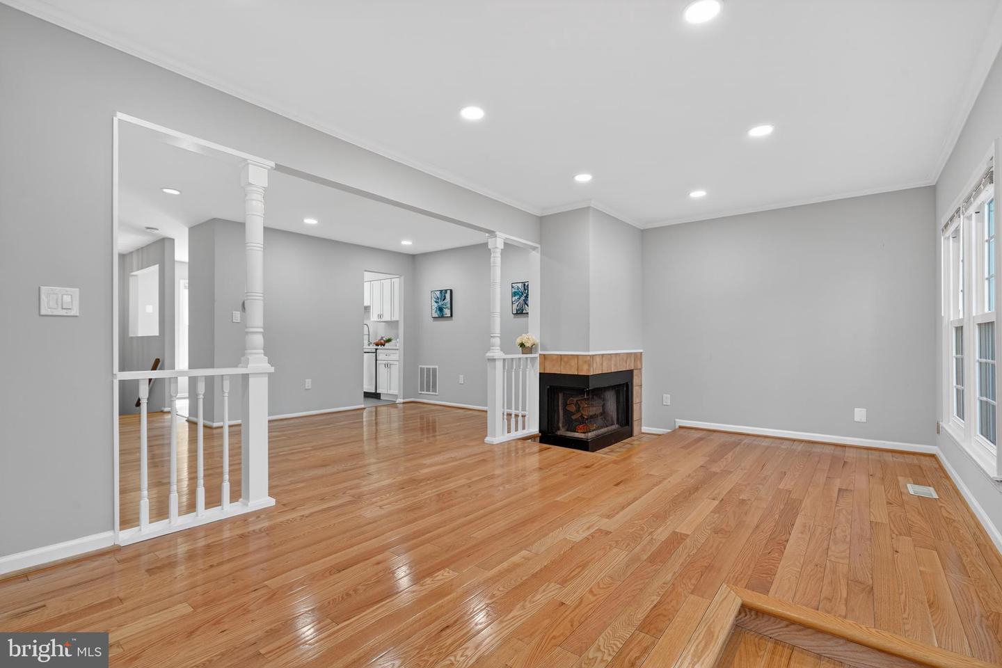 8868 WINDING HOLLOW WAY, SPRINGFIELD, Virginia 22152, 4 Bedrooms Bedrooms, ,3 BathroomsBathrooms,Residential,For sale,8868 WINDING HOLLOW WAY,VAFX2291296 MLS # VAFX2291296