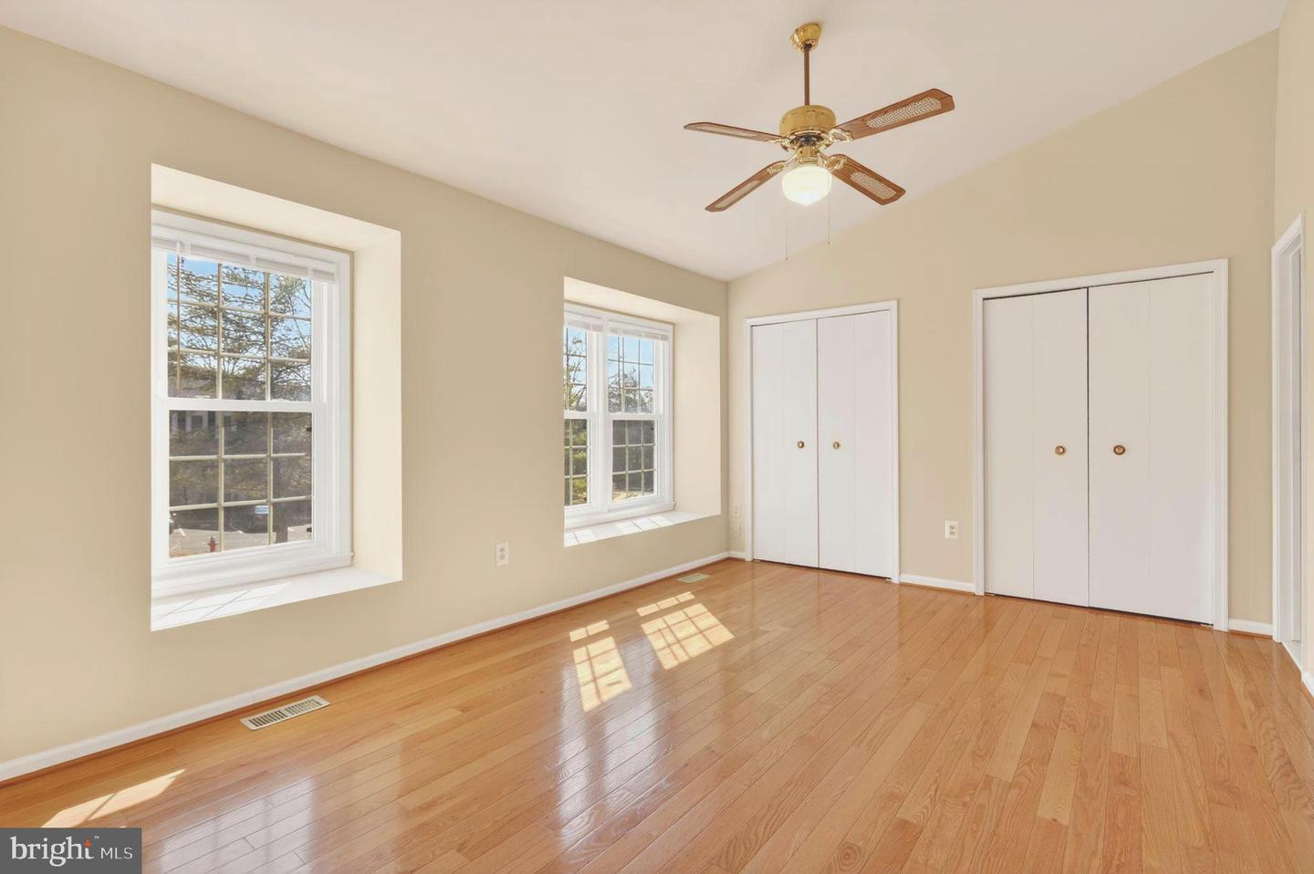 8868 WINDING HOLLOW WAY, SPRINGFIELD, Virginia 22152, 4 Bedrooms Bedrooms, ,3 BathroomsBathrooms,Residential,For sale,8868 WINDING HOLLOW WAY,VAFX2291296 MLS # VAFX2291296