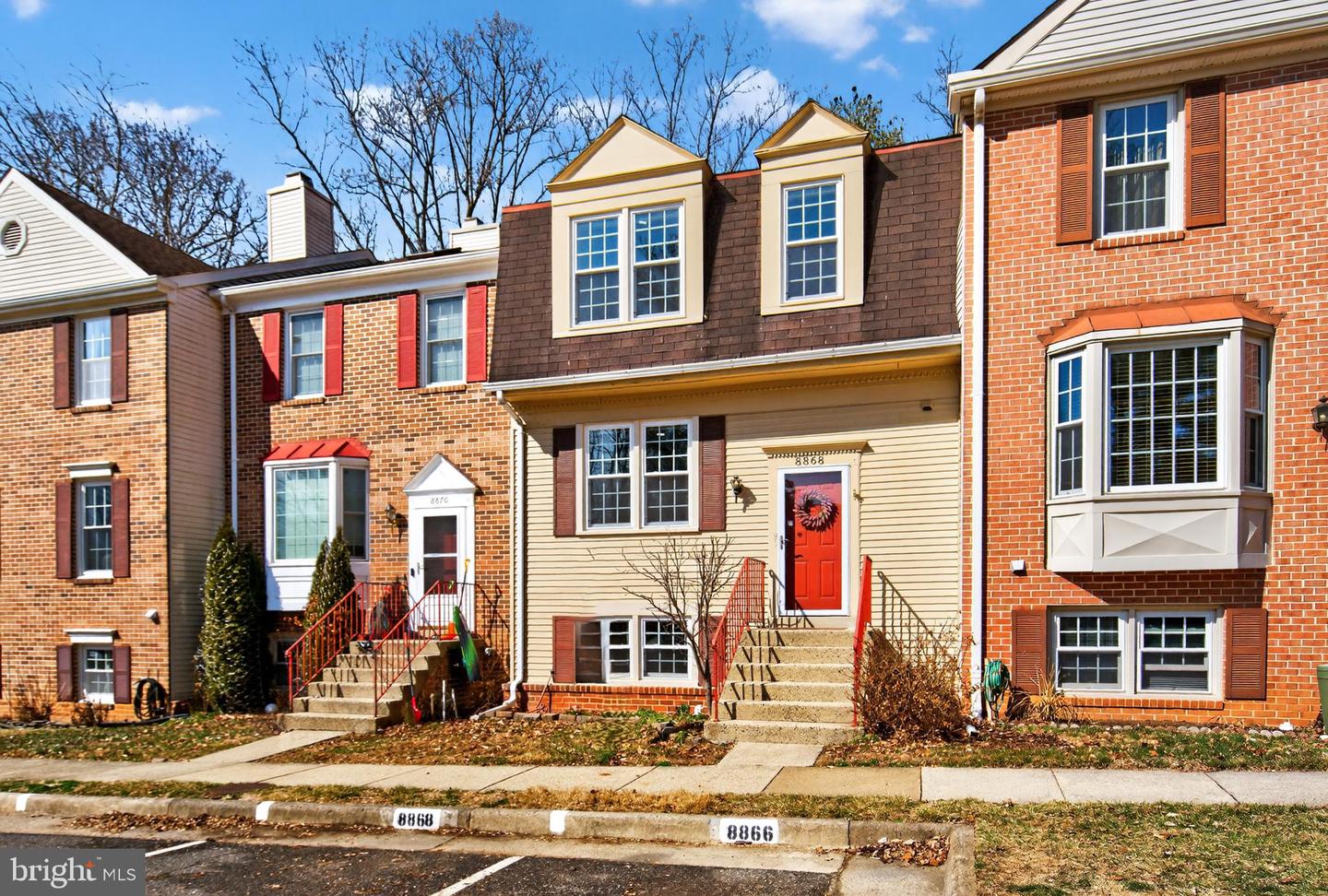 8868 WINDING HOLLOW WAY, SPRINGFIELD, Virginia 22152, 4 Bedrooms Bedrooms, ,3 BathroomsBathrooms,Residential,For sale,8868 WINDING HOLLOW WAY,VAFX2291296 MLS # VAFX2291296