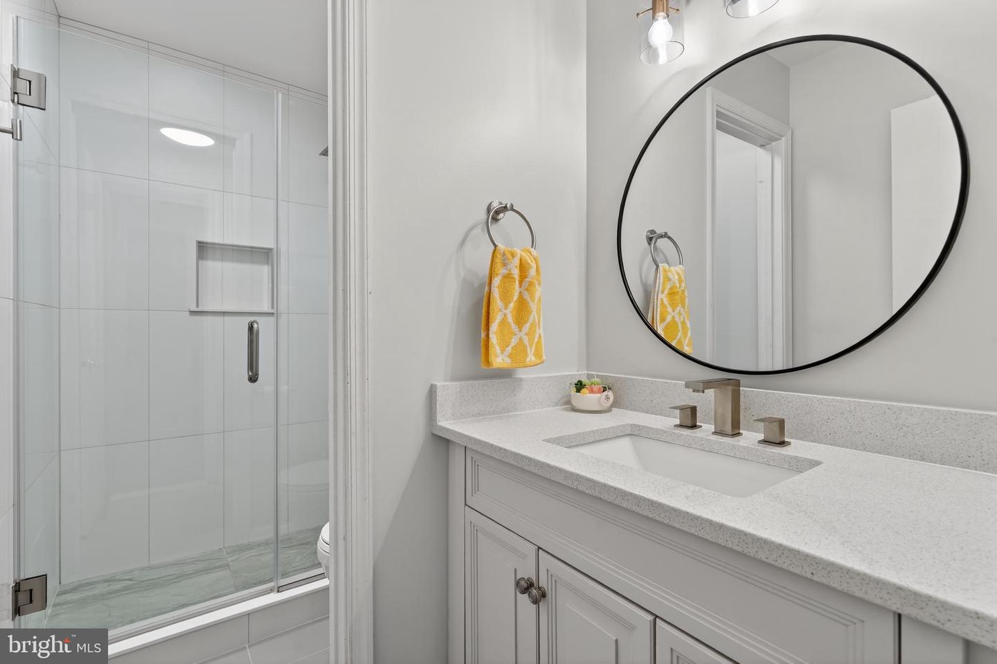 8868 WINDING HOLLOW WAY, SPRINGFIELD, Virginia 22152, 4 Bedrooms Bedrooms, ,3 BathroomsBathrooms,Residential,For sale,8868 WINDING HOLLOW WAY,VAFX2291296 MLS # VAFX2291296