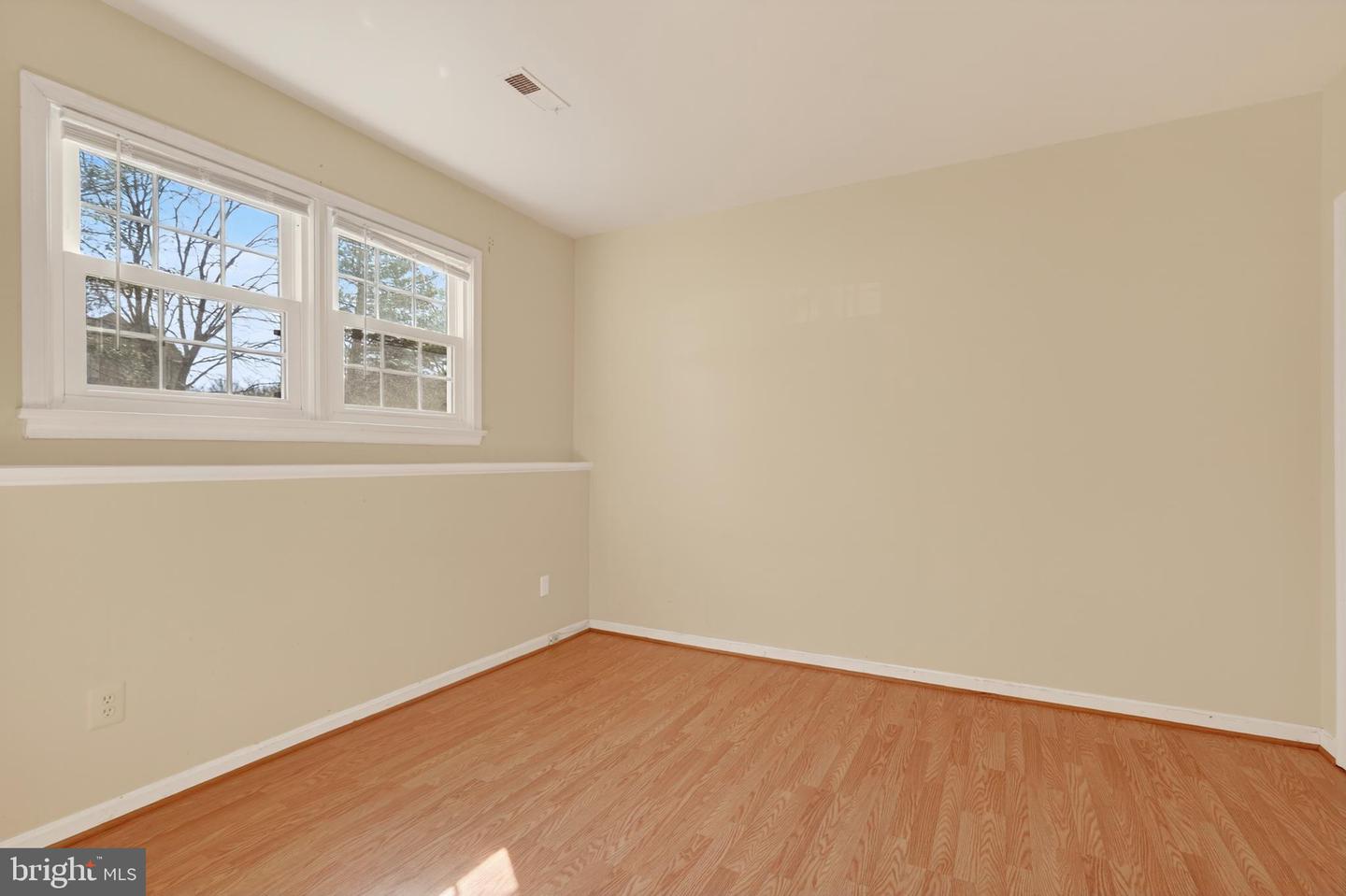 8868 WINDING HOLLOW WAY, SPRINGFIELD, Virginia 22152, 4 Bedrooms Bedrooms, ,3 BathroomsBathrooms,Residential,For sale,8868 WINDING HOLLOW WAY,VAFX2291296 MLS # VAFX2291296