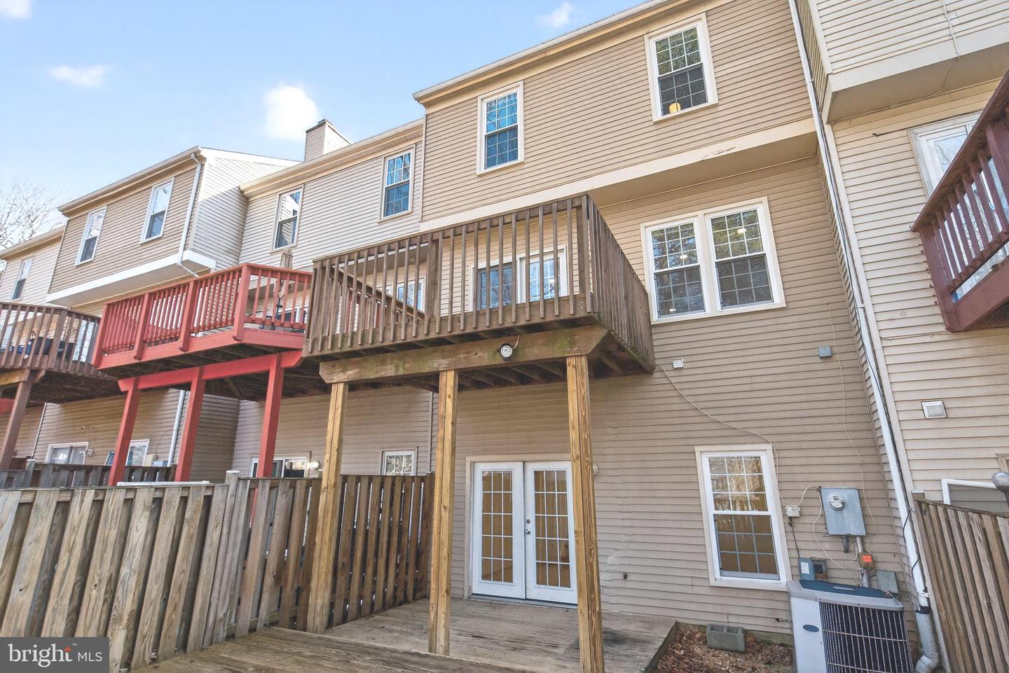 8868 WINDING HOLLOW WAY, SPRINGFIELD, Virginia 22152, 4 Bedrooms Bedrooms, ,3 BathroomsBathrooms,Residential,For sale,8868 WINDING HOLLOW WAY,VAFX2291296 MLS # VAFX2291296