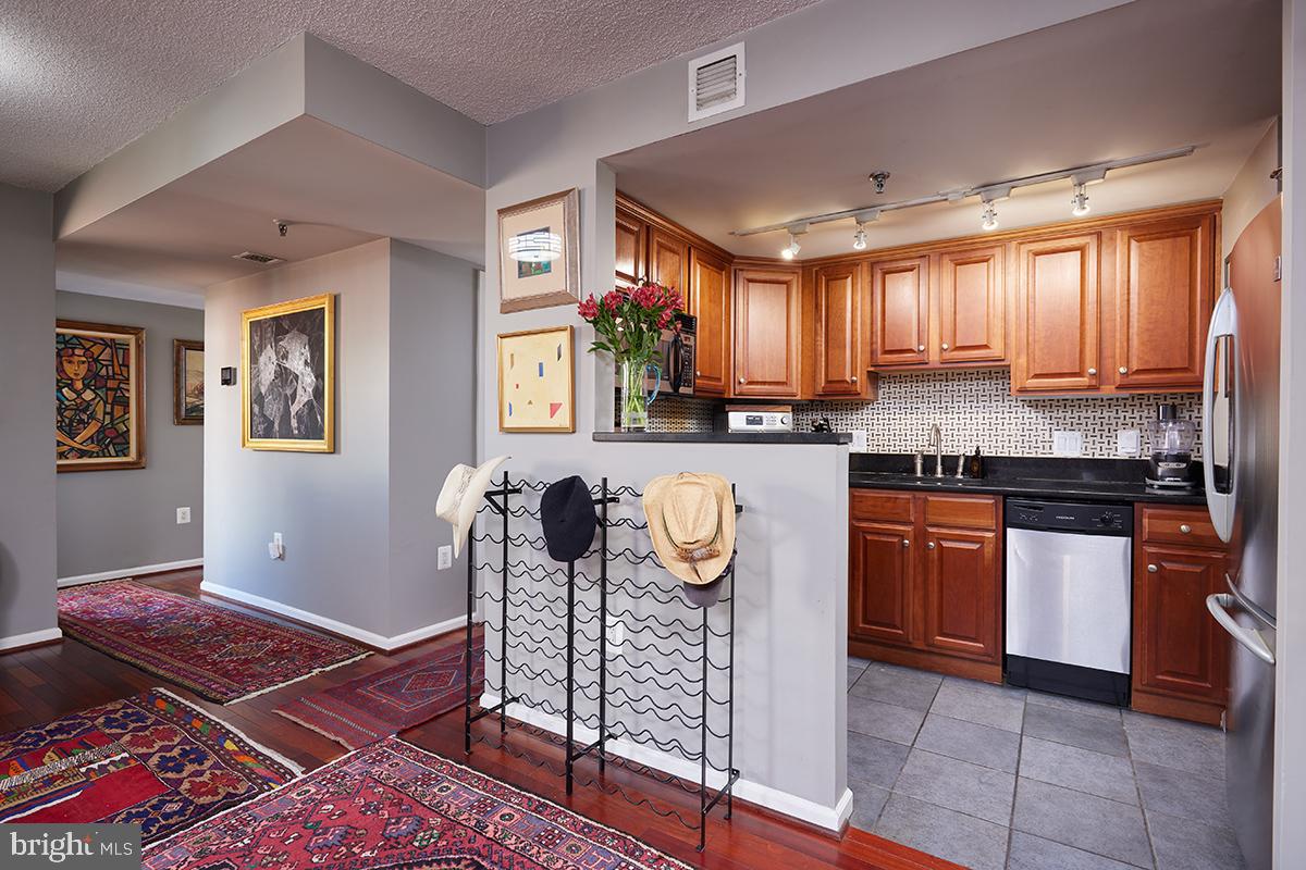 2311 M ST NW #706, WASHINGTON, District Of Columbia 20037, 1 Bedroom Bedrooms, ,1 BathroomBathrooms,Residential,For sale,2311 M ST NW #706,DCDC2246412 MLS # DCDC2246412