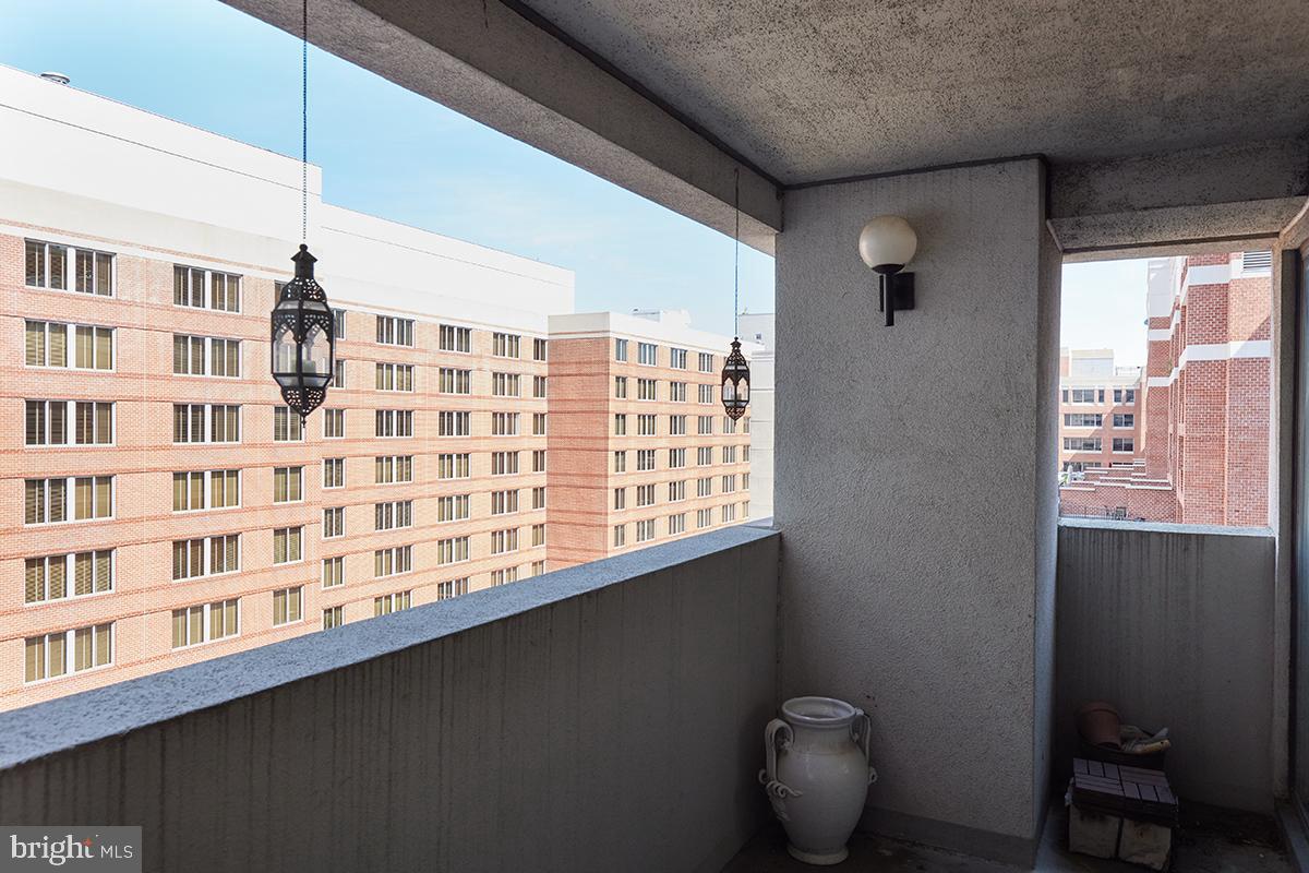 2311 M ST NW #706, WASHINGTON, District Of Columbia 20037, 1 Bedroom Bedrooms, ,1 BathroomBathrooms,Residential,For sale,2311 M ST NW #706,DCDC2246412 MLS # DCDC2246412