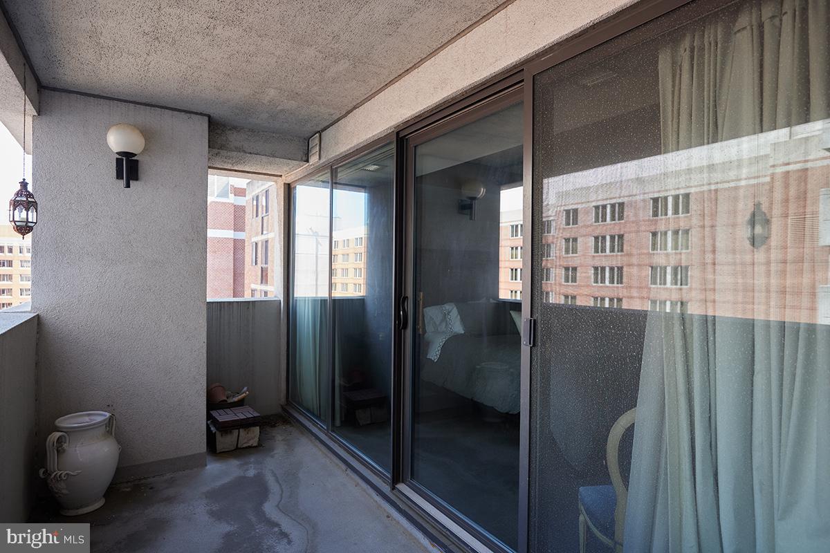 2311 M ST NW #706, WASHINGTON, District Of Columbia 20037, 1 Bedroom Bedrooms, ,1 BathroomBathrooms,Residential,For sale,2311 M ST NW #706,DCDC2246412 MLS # DCDC2246412