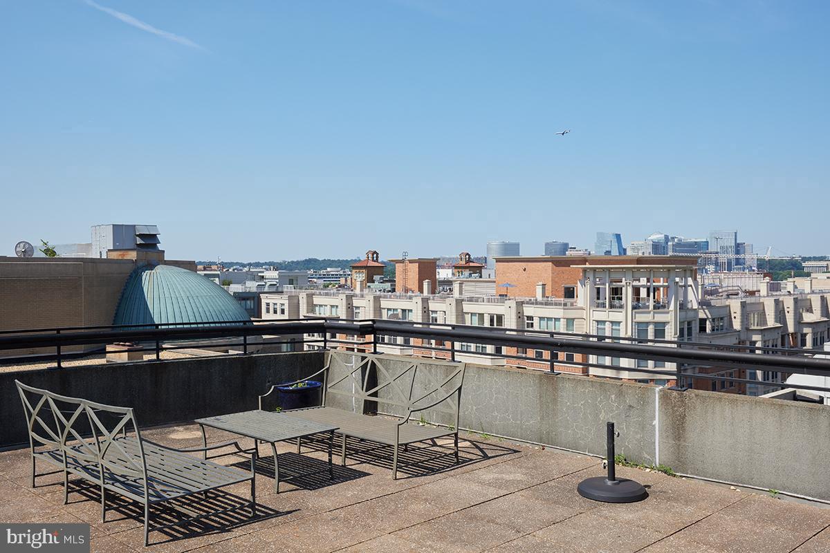 2311 M ST NW #706, WASHINGTON, District Of Columbia 20037, 1 Bedroom Bedrooms, ,1 BathroomBathrooms,Residential,For sale,2311 M ST NW #706,DCDC2246412 MLS # DCDC2246412