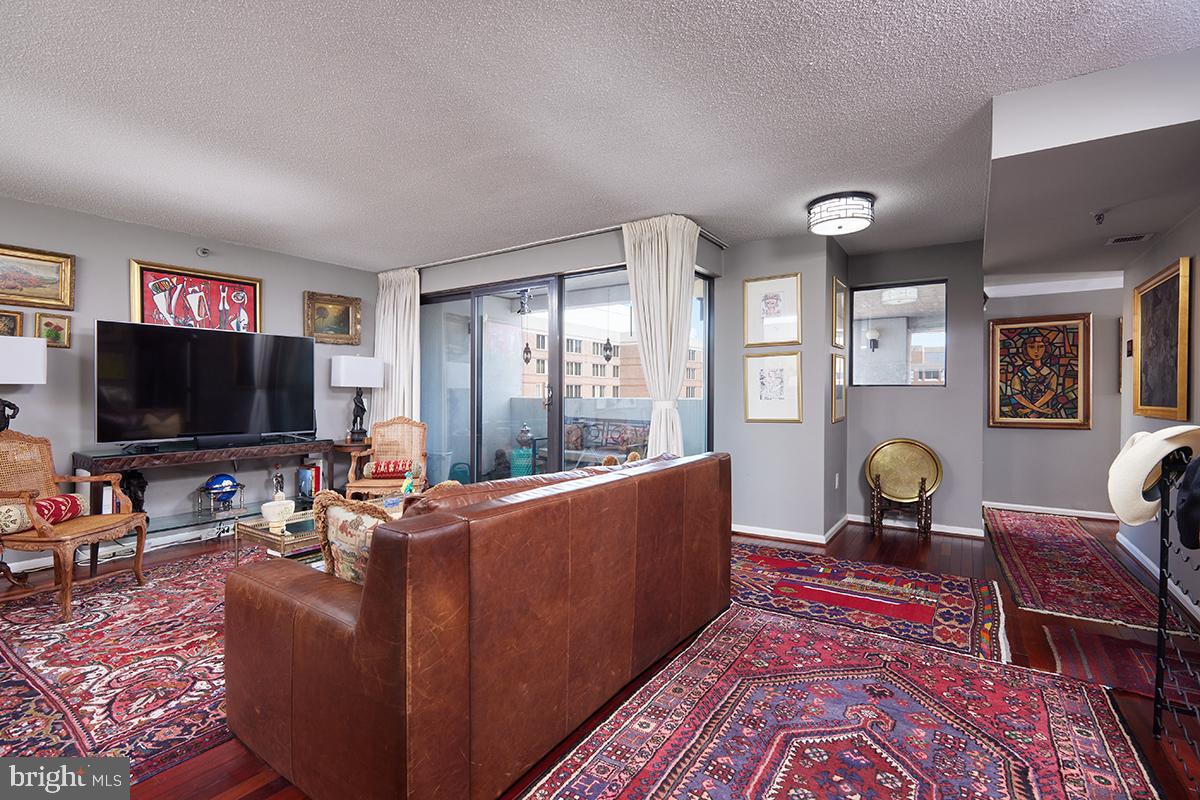 2311 M ST NW #706, WASHINGTON, District Of Columbia 20037, 1 Bedroom Bedrooms, ,1 BathroomBathrooms,Residential,For sale,2311 M ST NW #706,DCDC2246412 MLS # DCDC2246412