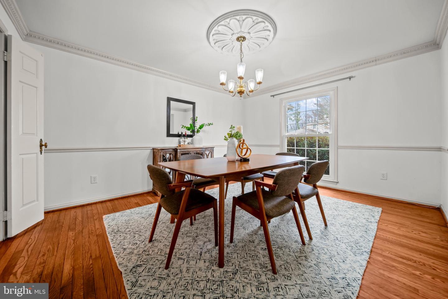 6619 WEATHEFORD CT, MCLEAN, Virginia 22101, 5 Bedrooms Bedrooms, ,3 BathroomsBathrooms,Residential,For sale,6619 WEATHEFORD CT,VAFX2291314 MLS # VAFX2291314