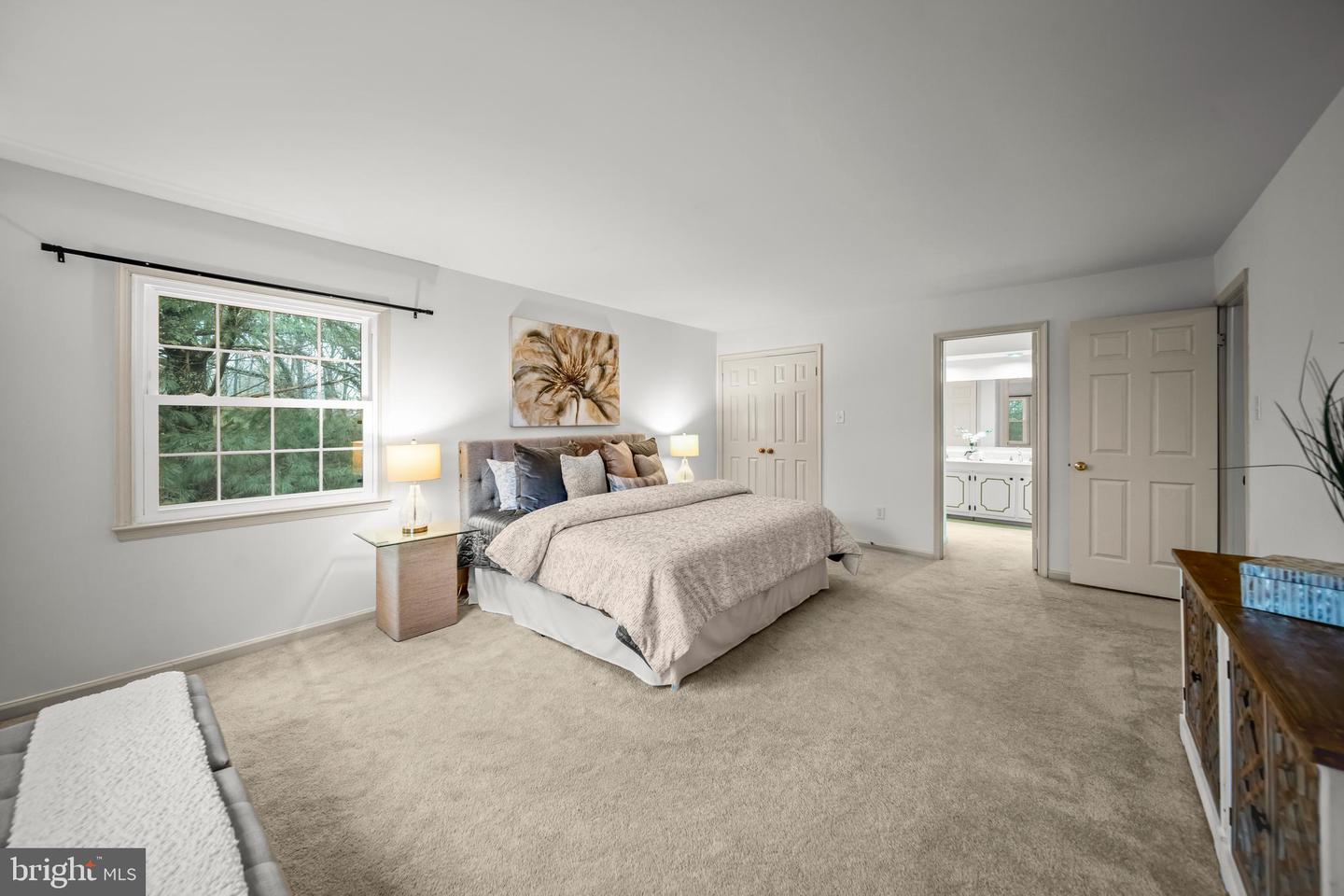 6619 WEATHEFORD CT, MCLEAN, Virginia 22101, 5 Bedrooms Bedrooms, ,3 BathroomsBathrooms,Residential,For sale,6619 WEATHEFORD CT,VAFX2291314 MLS # VAFX2291314