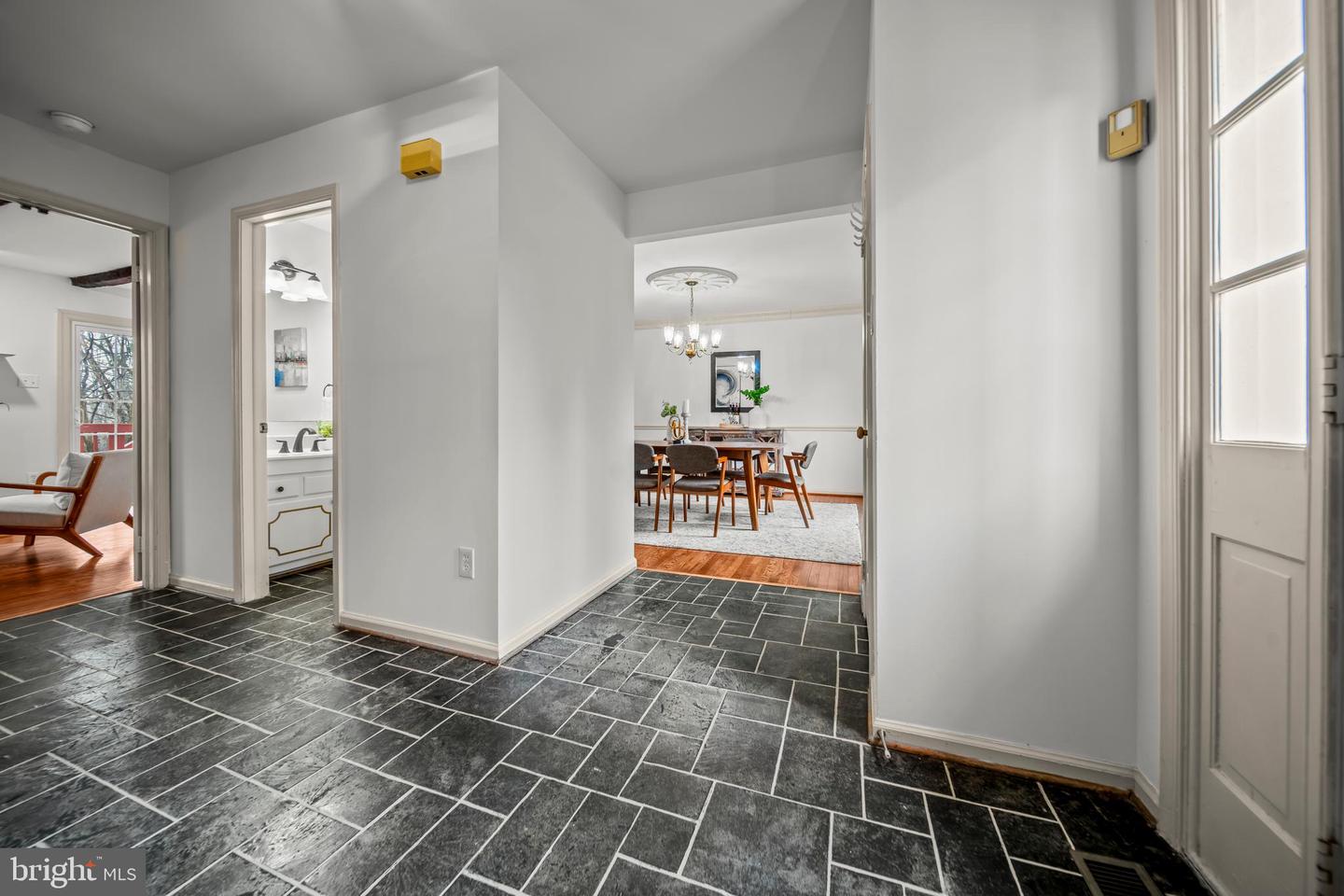 6619 WEATHEFORD CT, MCLEAN, Virginia 22101, 5 Bedrooms Bedrooms, ,3 BathroomsBathrooms,Residential,For sale,6619 WEATHEFORD CT,VAFX2291314 MLS # VAFX2291314