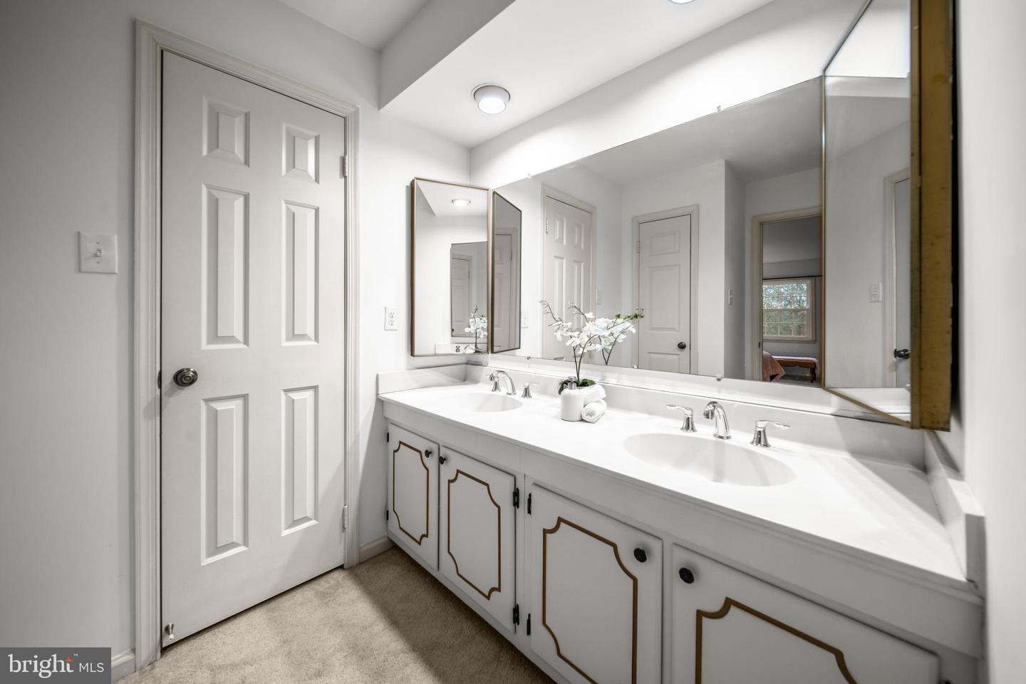 6619 WEATHEFORD CT, MCLEAN, Virginia 22101, 5 Bedrooms Bedrooms, ,3 BathroomsBathrooms,Residential,For sale,6619 WEATHEFORD CT,VAFX2291314 MLS # VAFX2291314