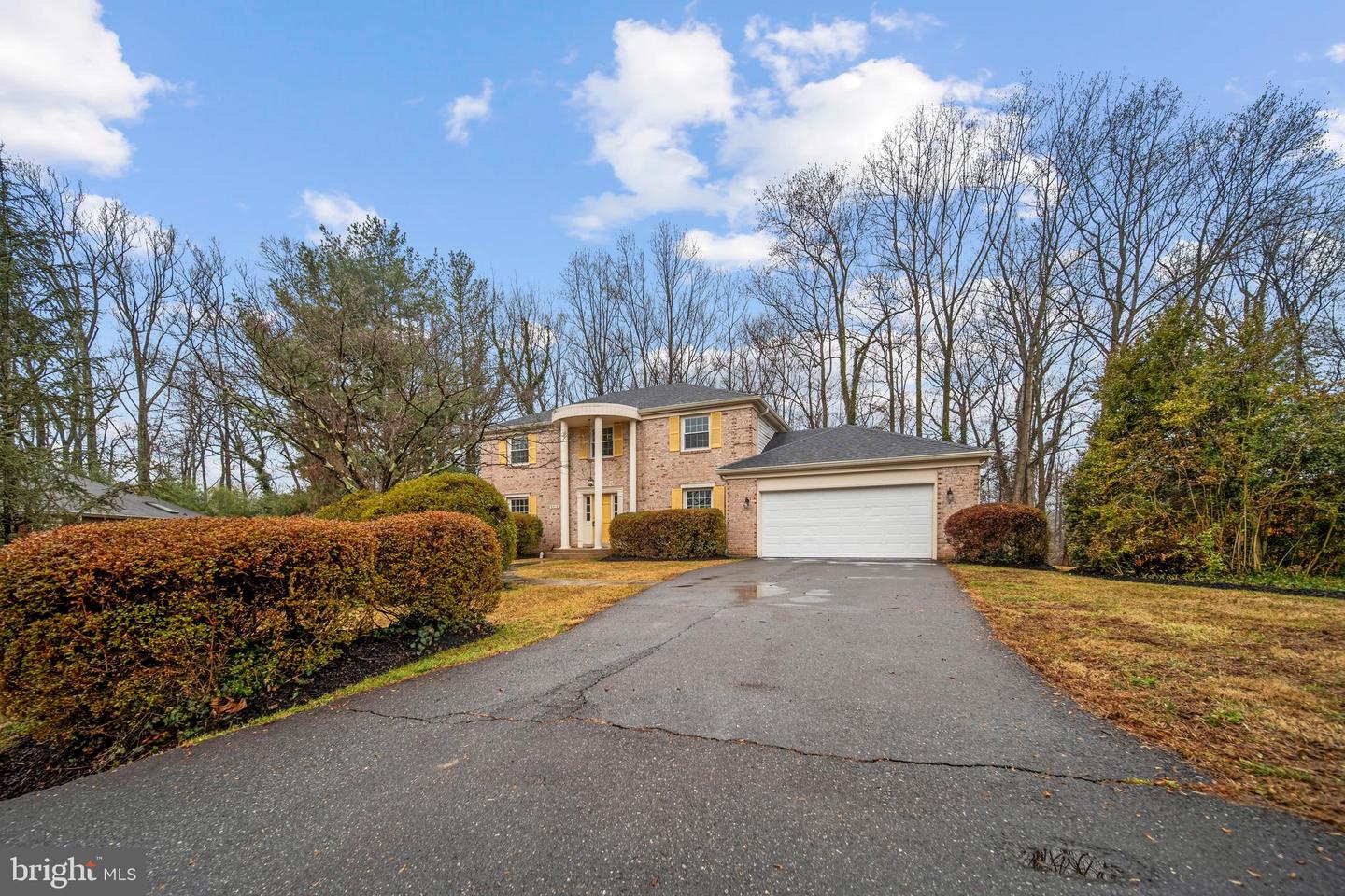 6619 WEATHEFORD CT, MCLEAN, Virginia 22101, 5 Bedrooms Bedrooms, ,3 BathroomsBathrooms,Residential,For sale,6619 WEATHEFORD CT,VAFX2291314 MLS # VAFX2291314