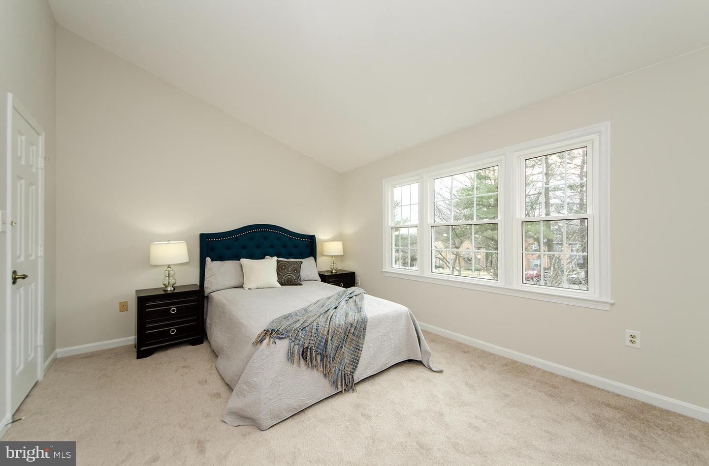 12540 SWEET LEAF TER, FAIRFAX, Virginia 22033, 3 Bedrooms Bedrooms, ,3 BathroomsBathrooms,Residential,For sale,12540 SWEET LEAF TER,VAFX2291326 MLS # VAFX2291326