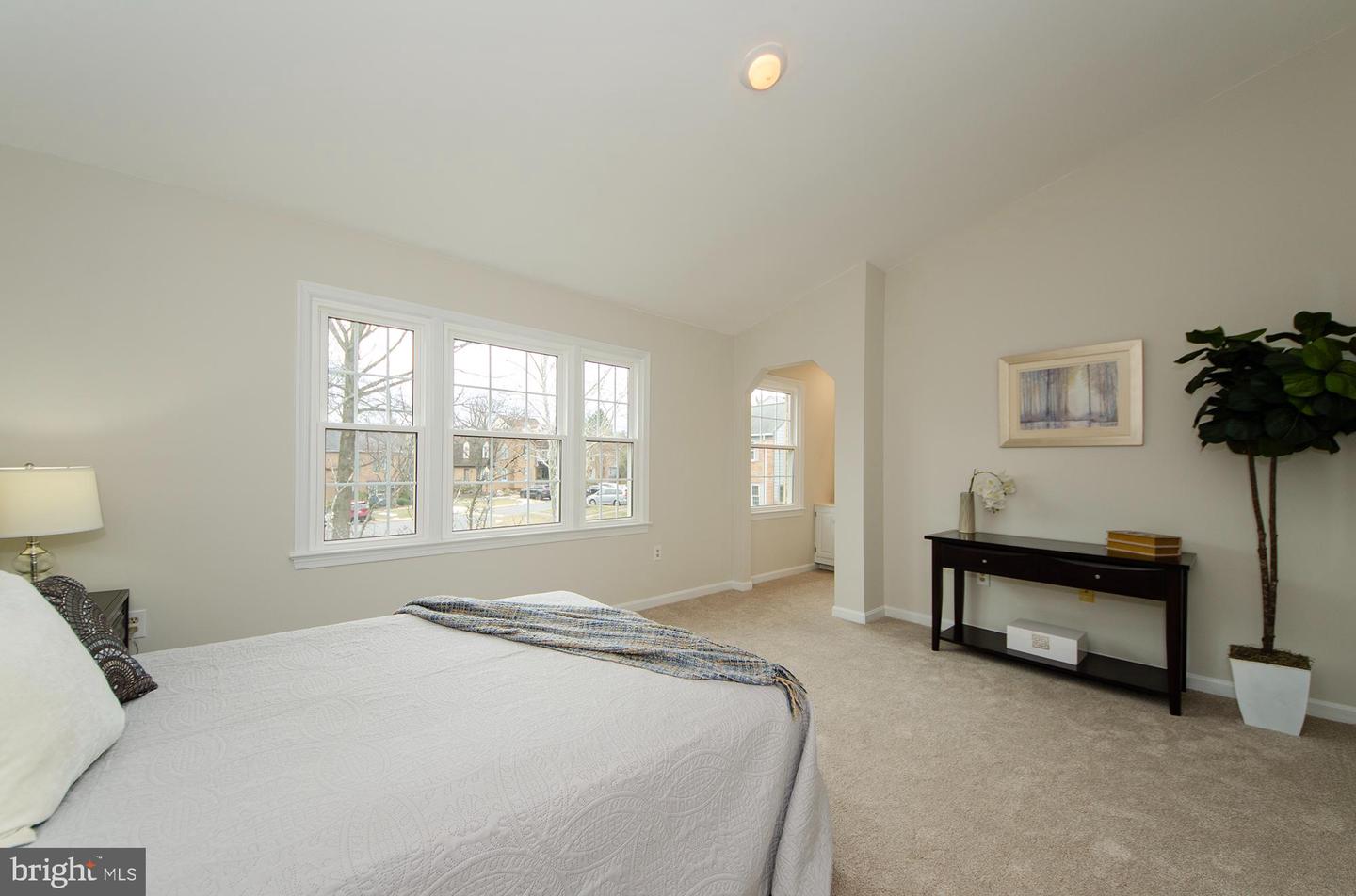 12540 SWEET LEAF TER, FAIRFAX, Virginia 22033, 3 Bedrooms Bedrooms, ,3 BathroomsBathrooms,Residential,For sale,12540 SWEET LEAF TER,VAFX2291326 MLS # VAFX2291326